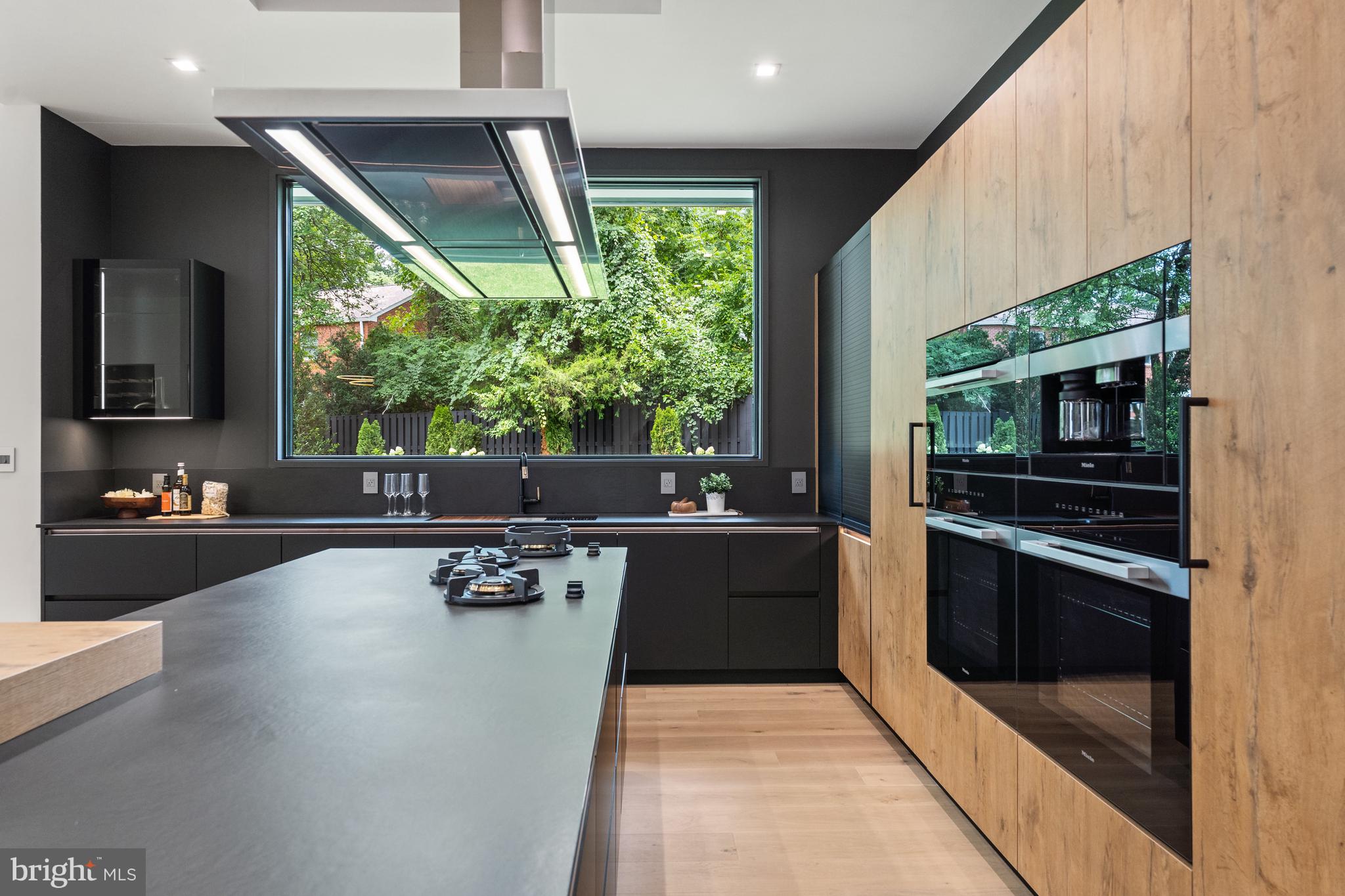 SHIRLEY WOODS - Residential