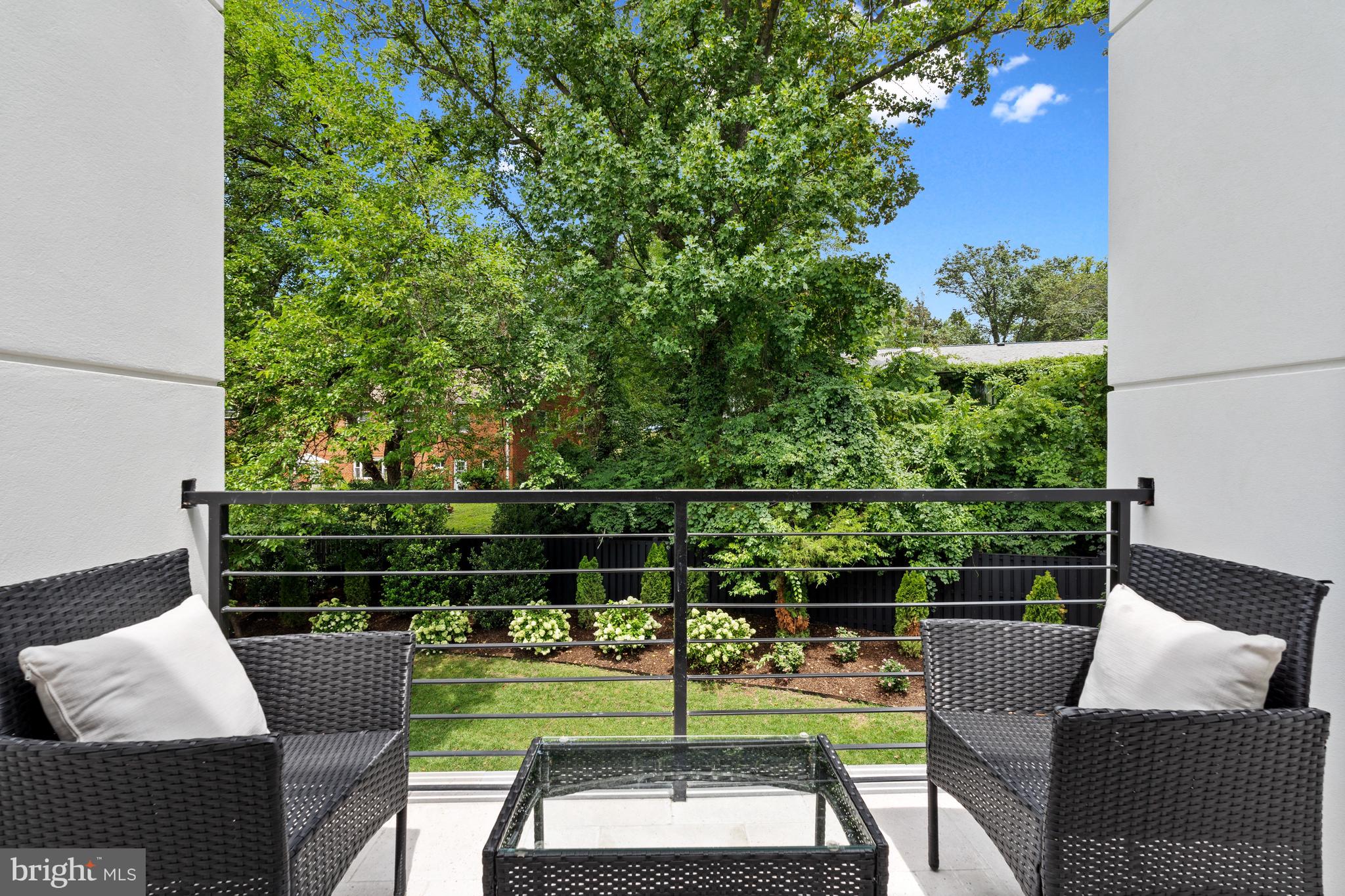 SHIRLEY WOODS - Residential