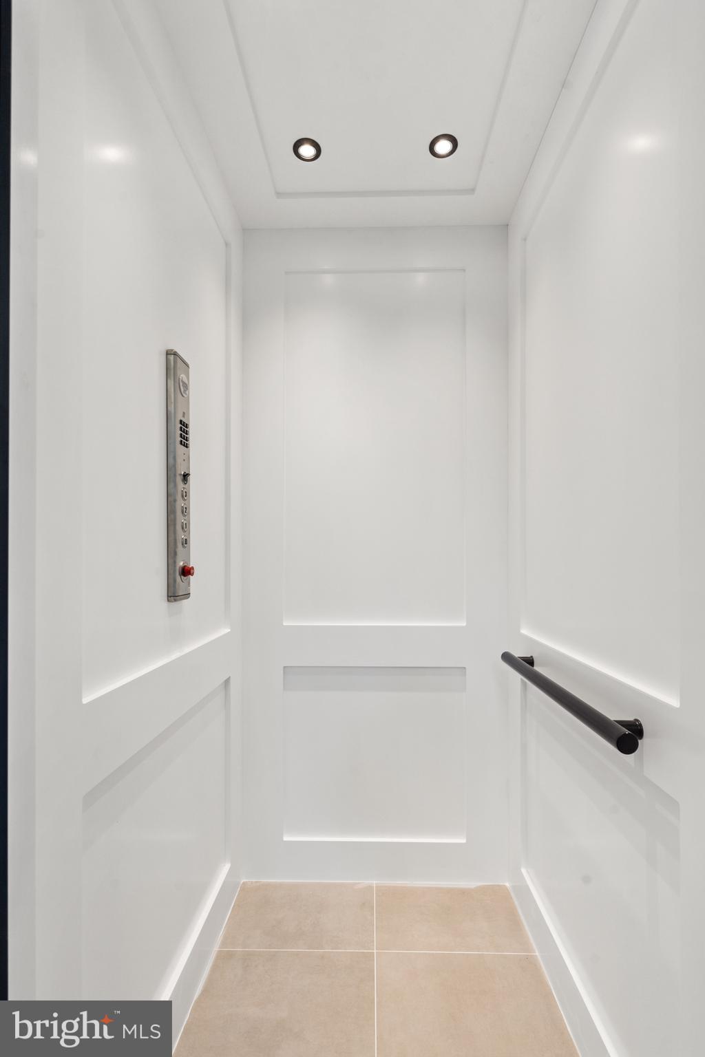 SHIRLEY WOODS - Residential