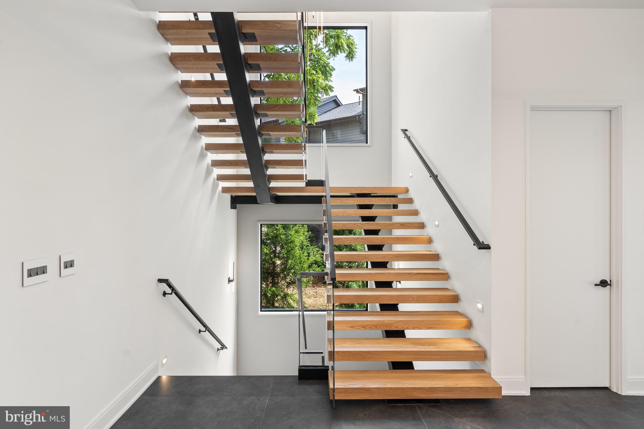 SHIRLEY WOODS - Residential