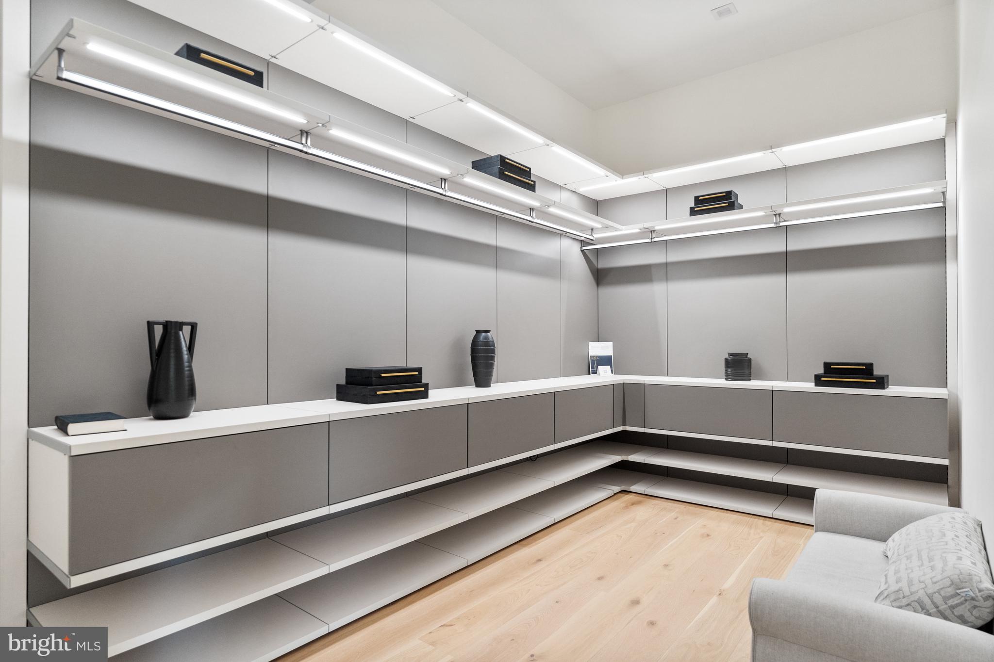 SHIRLEY WOODS - Residential