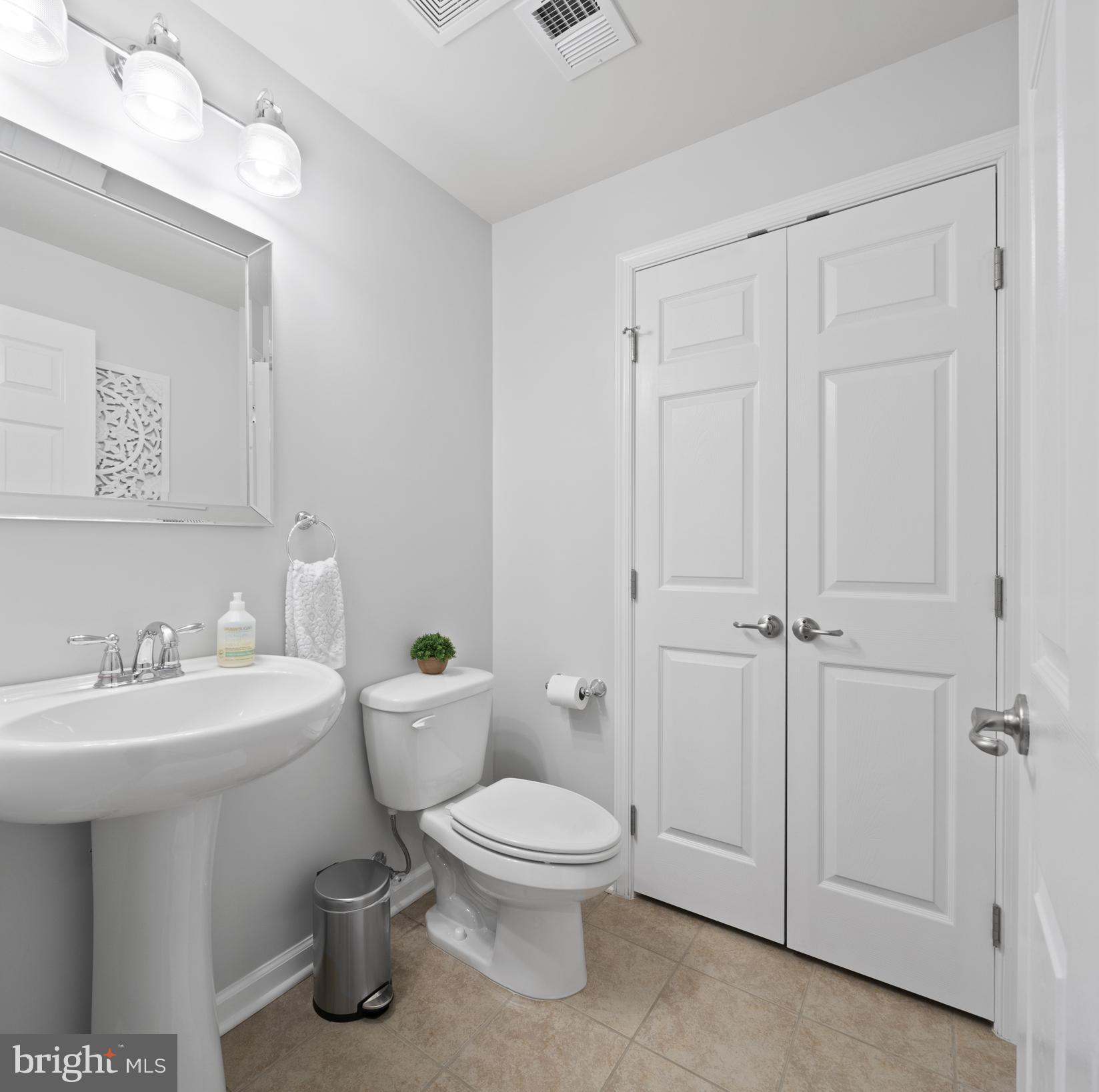 RICHFIELD STATION VILLAGE - Residential