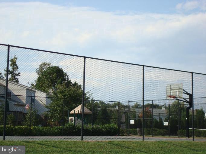 RICHFIELD STATION VILLAGE - Residential