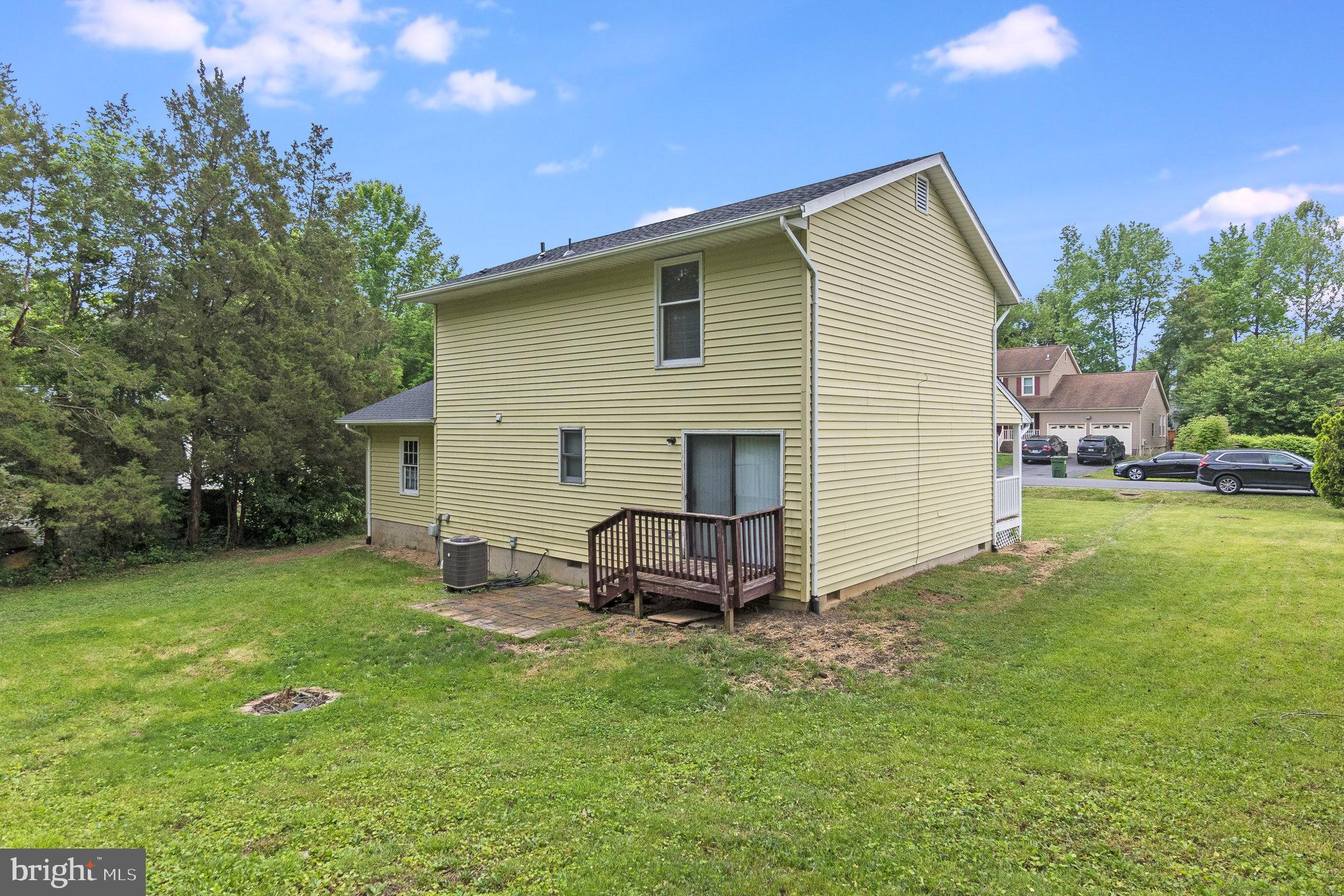 VISTA WOODS - Residential Lease