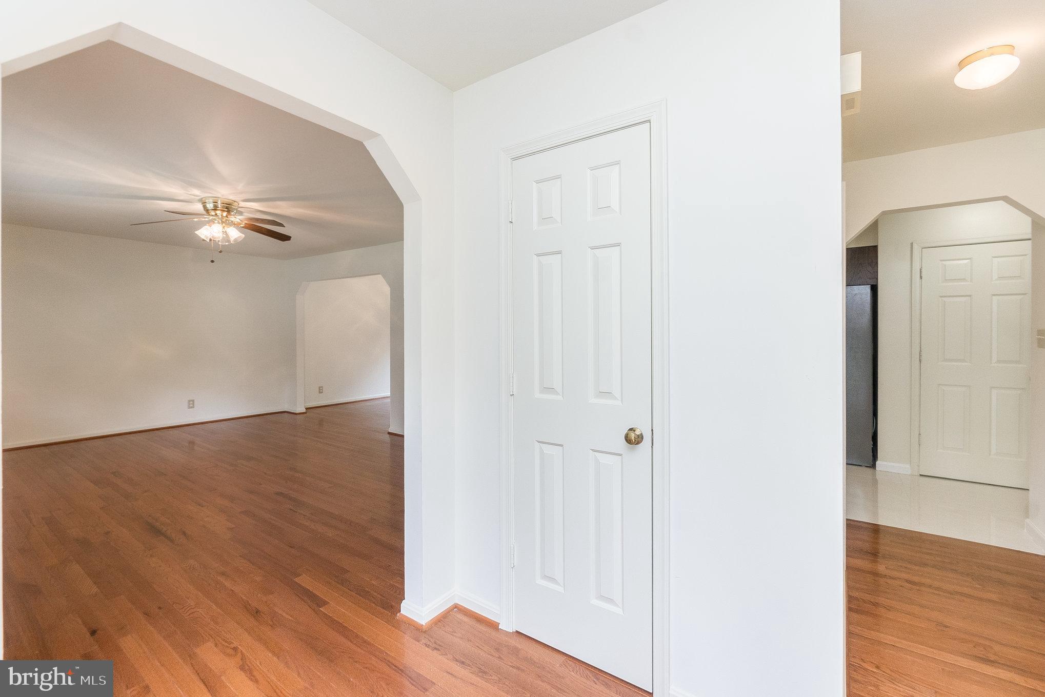 VISTA WOODS - Residential Lease