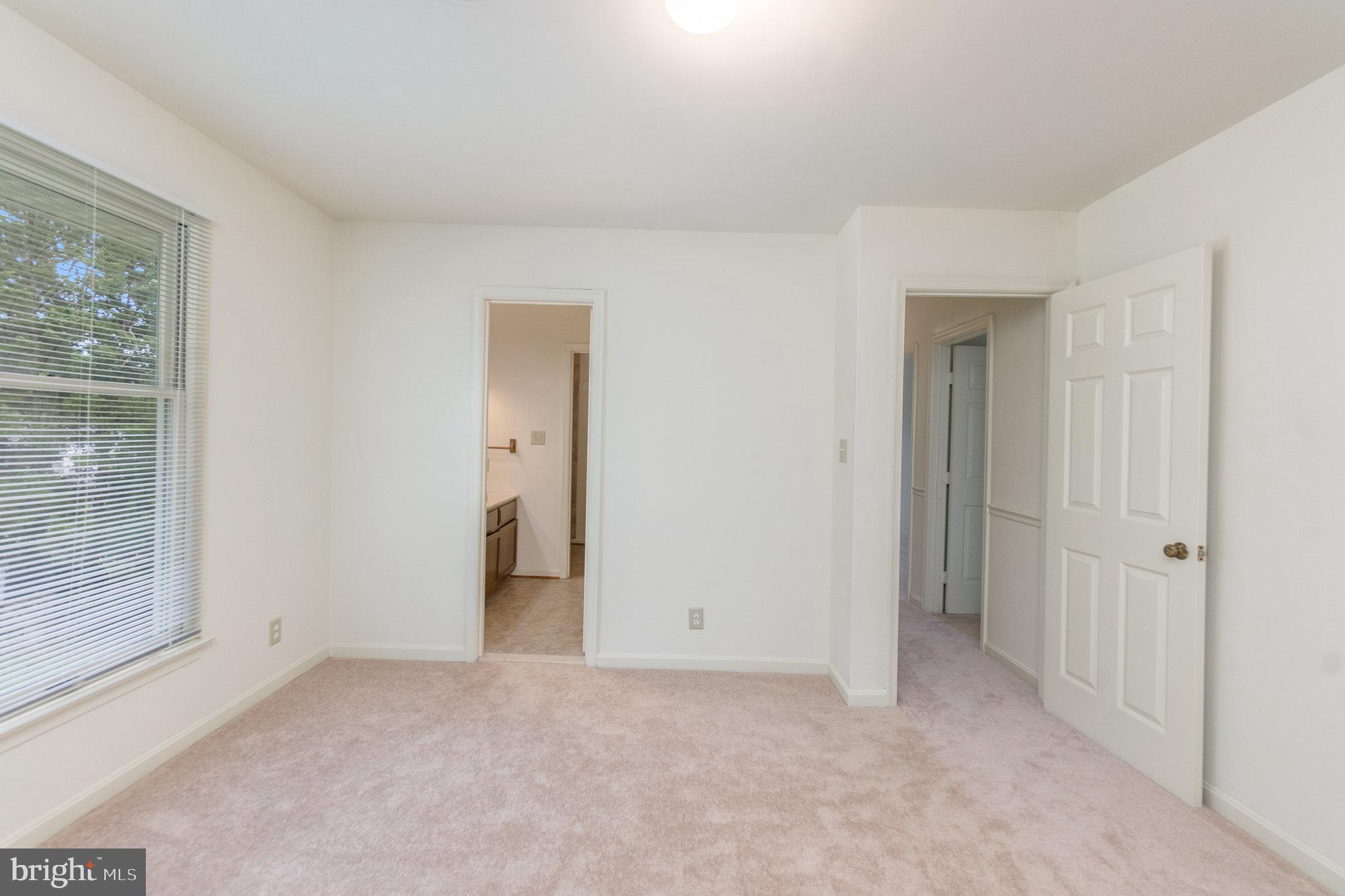 VISTA WOODS - Residential Lease