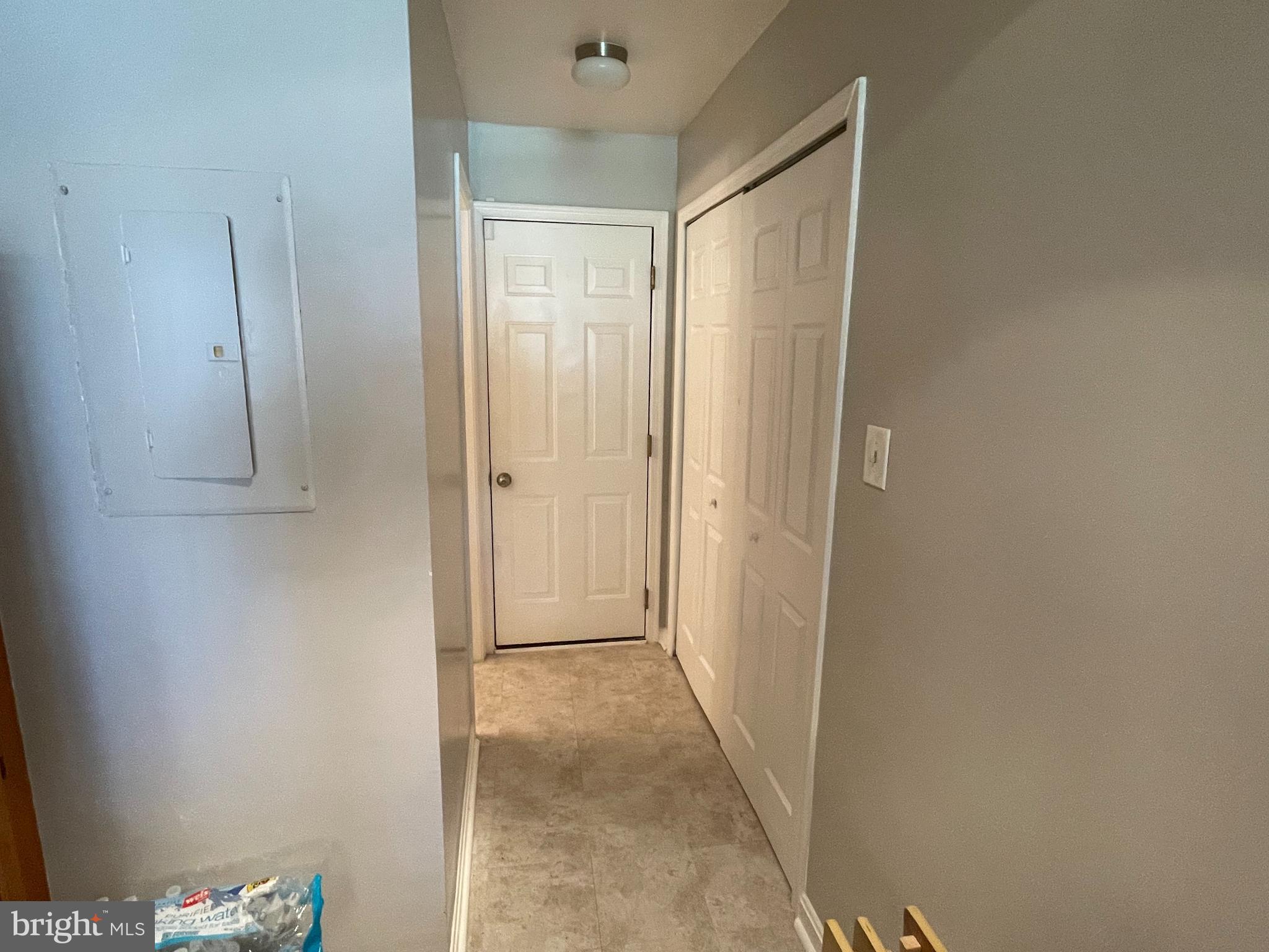 KINGS COUNCIL CONDO - Residential