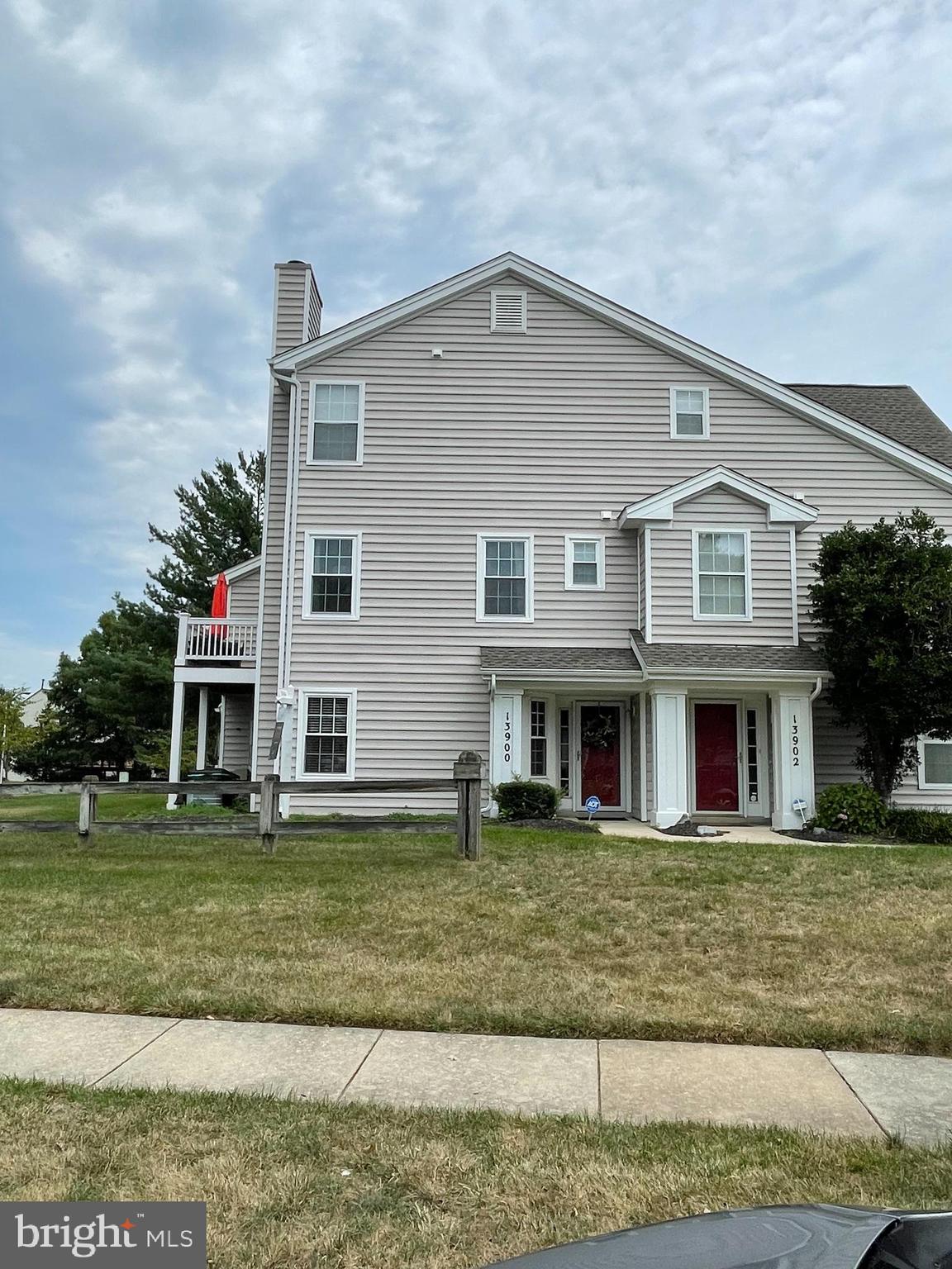 KINGS COUNCIL CONDO - Residential