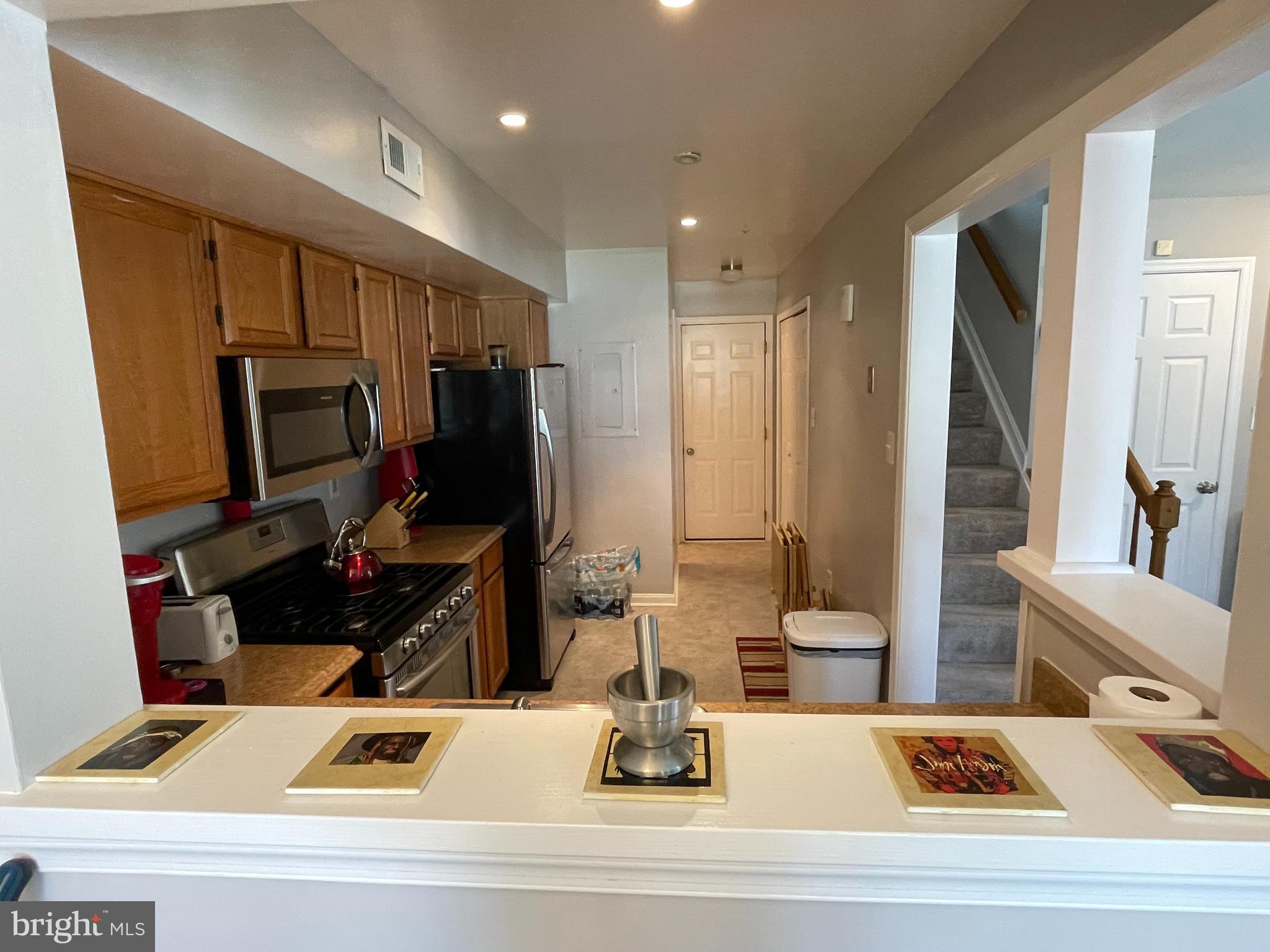 KINGS COUNCIL CONDO - Residential