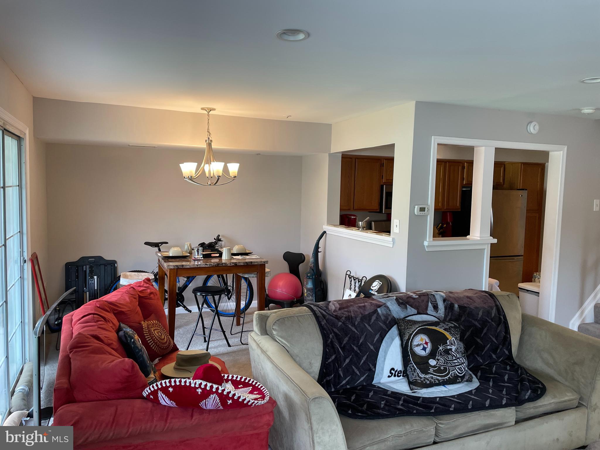 KINGS COUNCIL CONDO - Residential