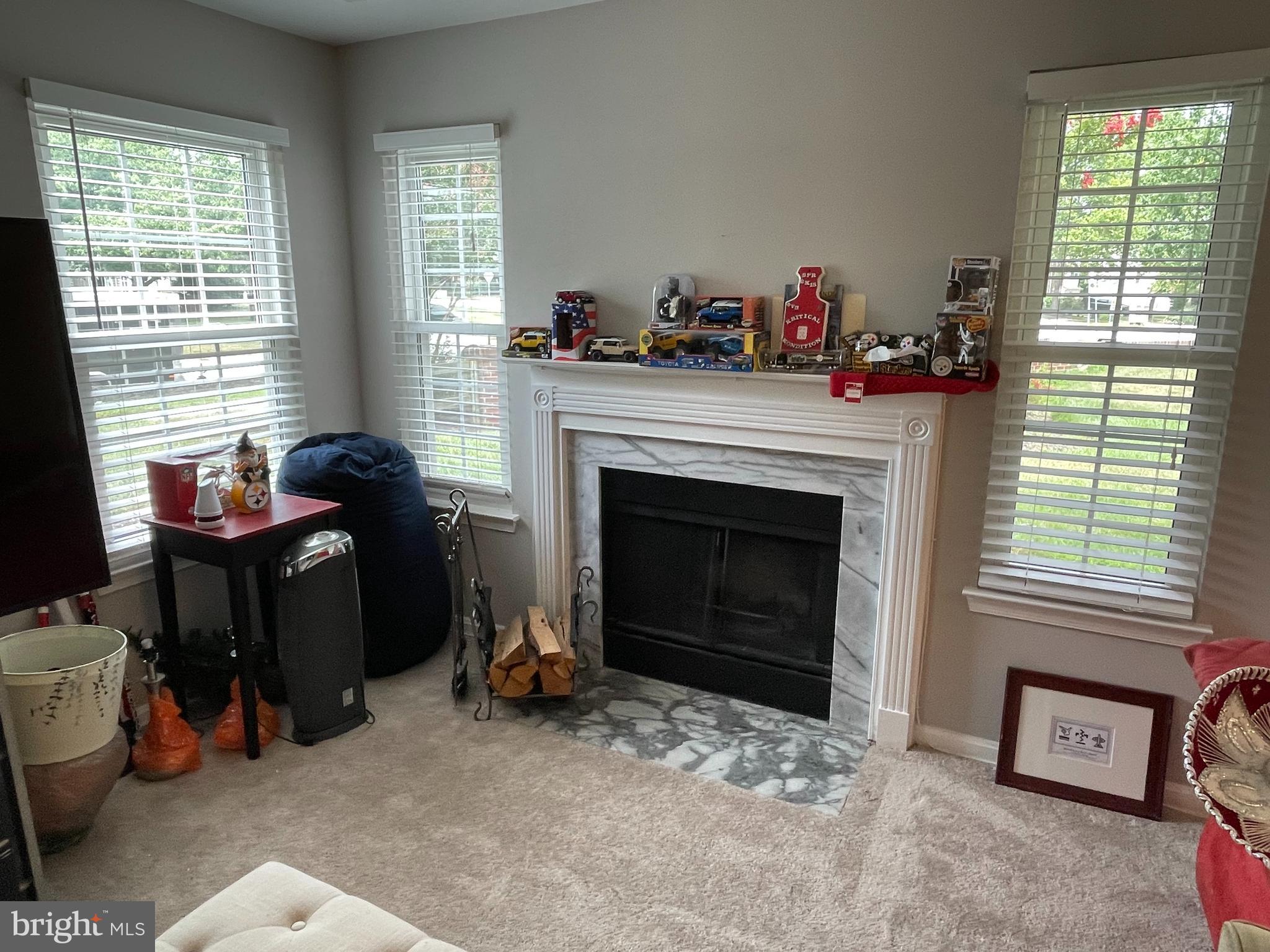 KINGS COUNCIL CONDO - Residential