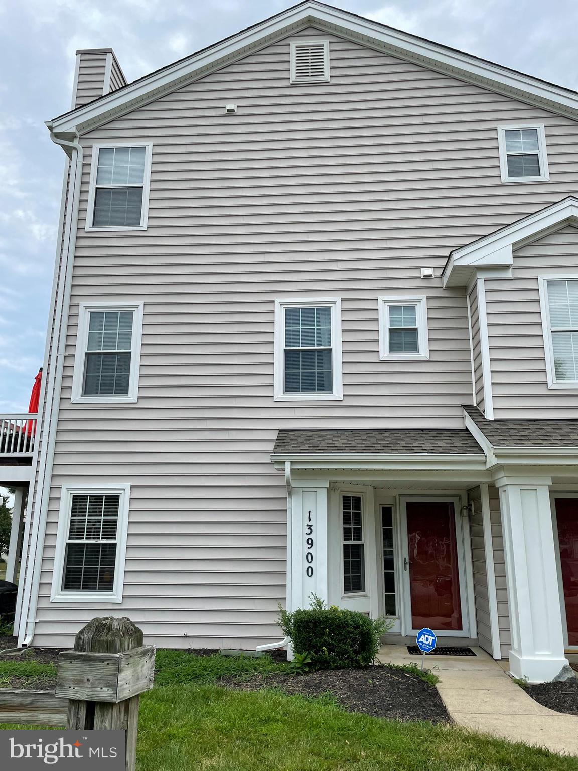 KINGS COUNCIL CONDO - Residential