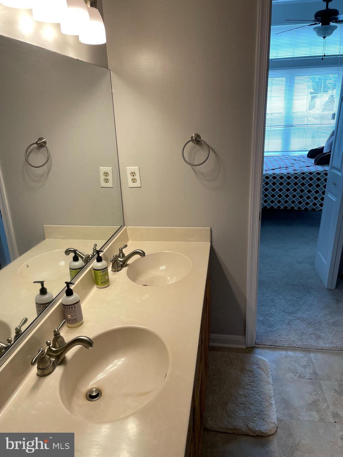 KINGS COUNCIL CONDO - Residential