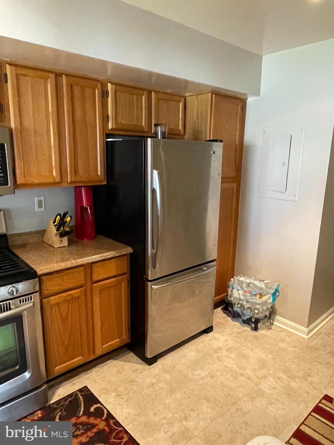 KINGS COUNCIL CONDO - Residential