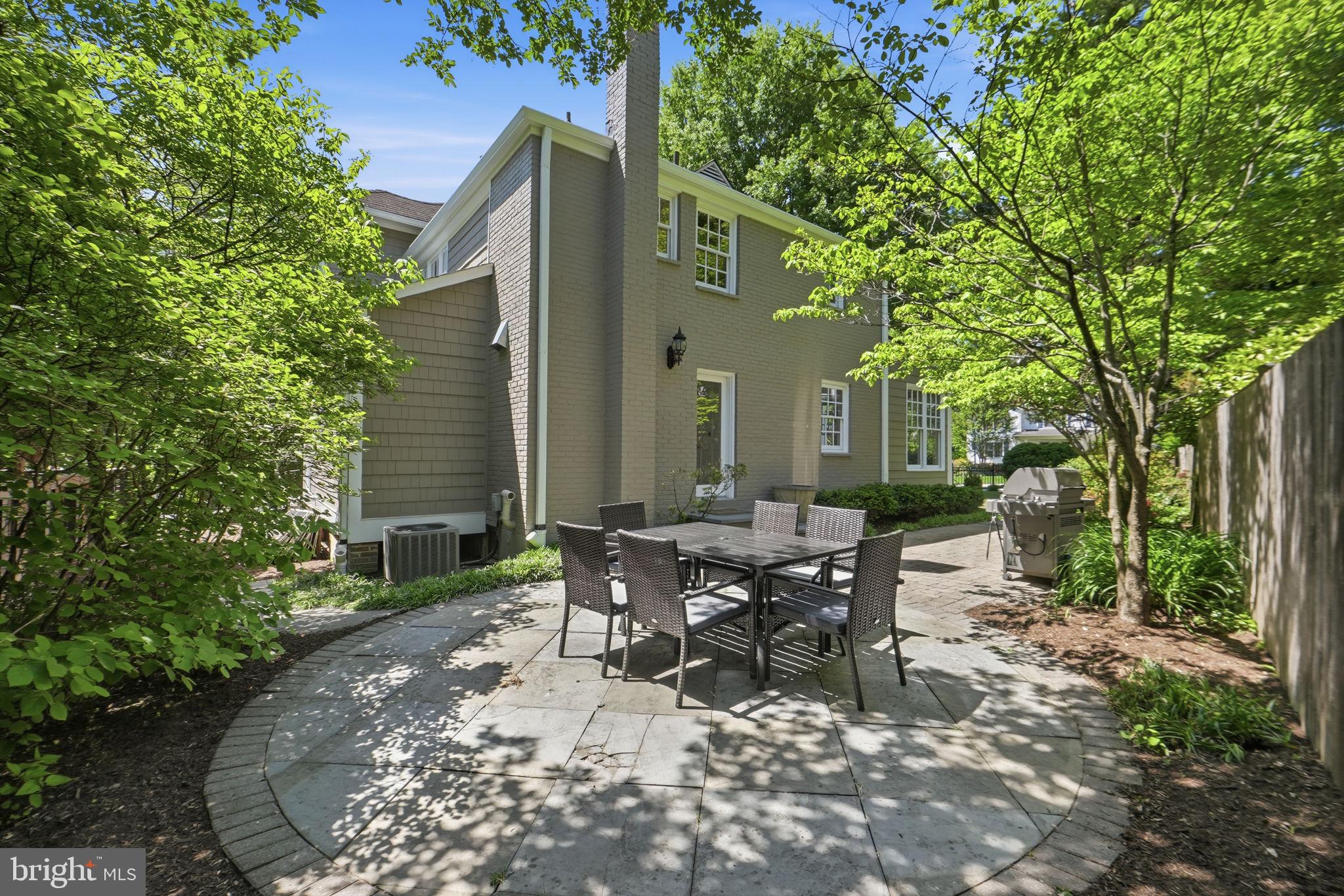 COLUMBIA FOREST - Residential