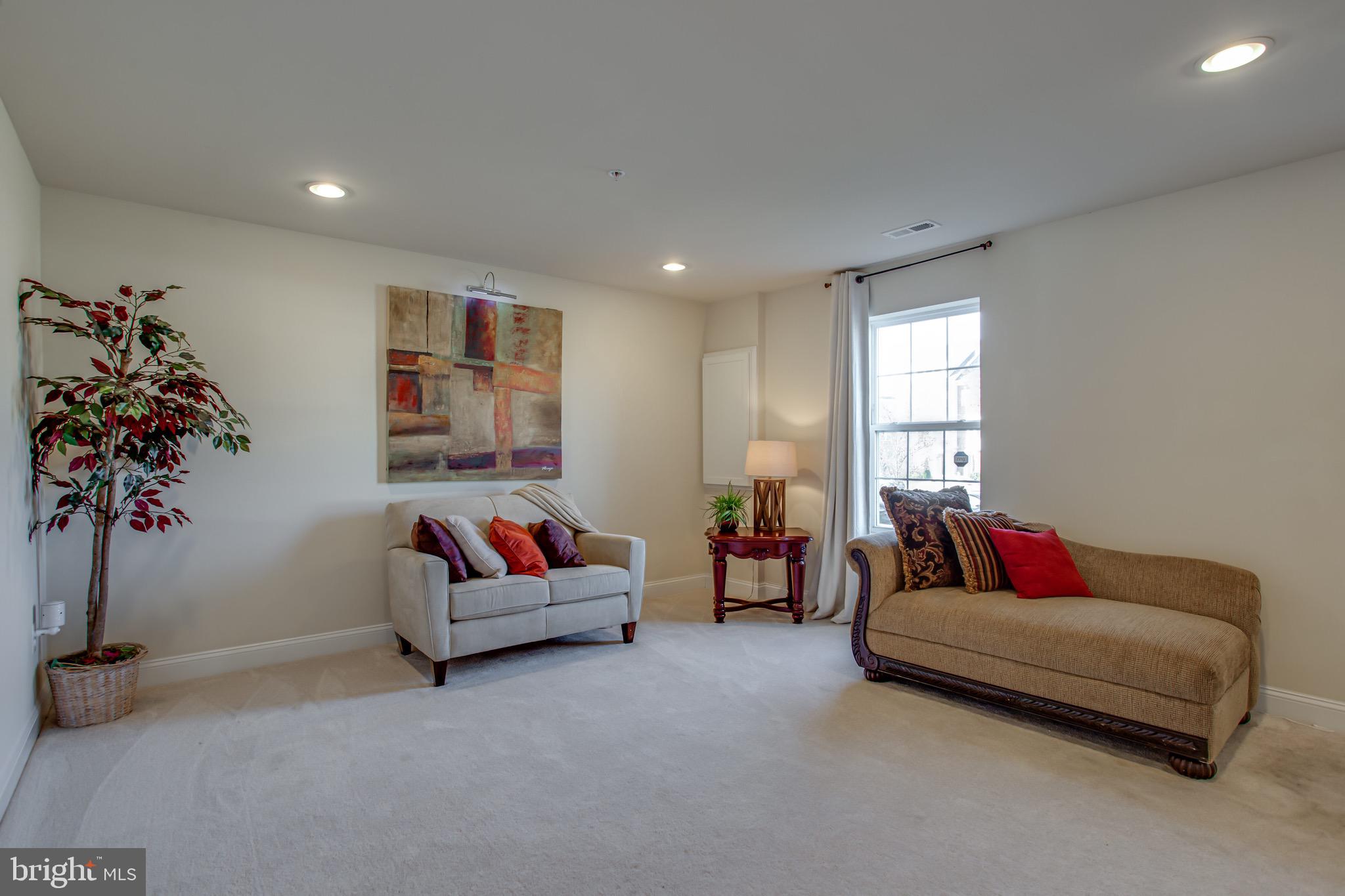 STONEHAVEN - Residential