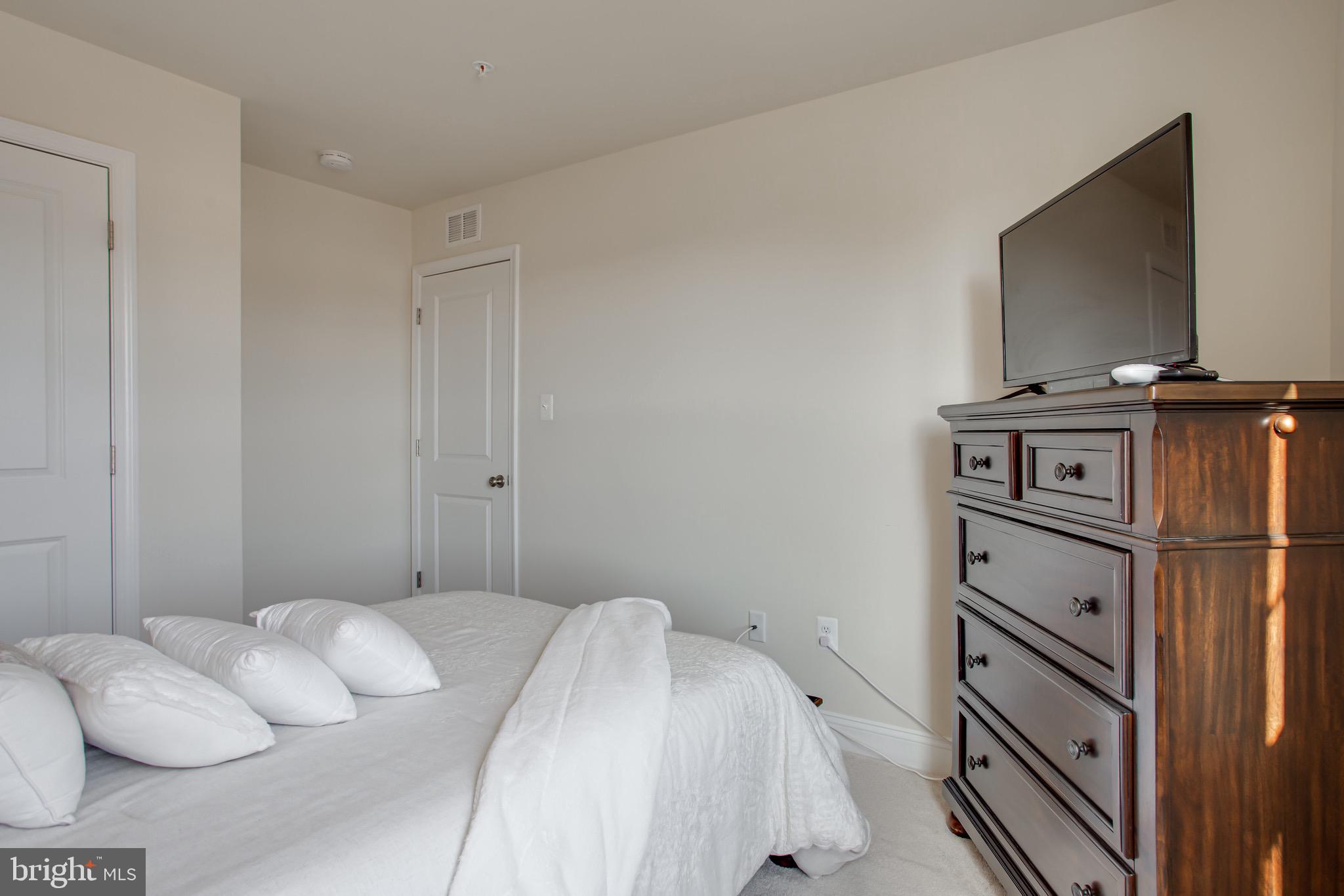 STONEHAVEN - Residential