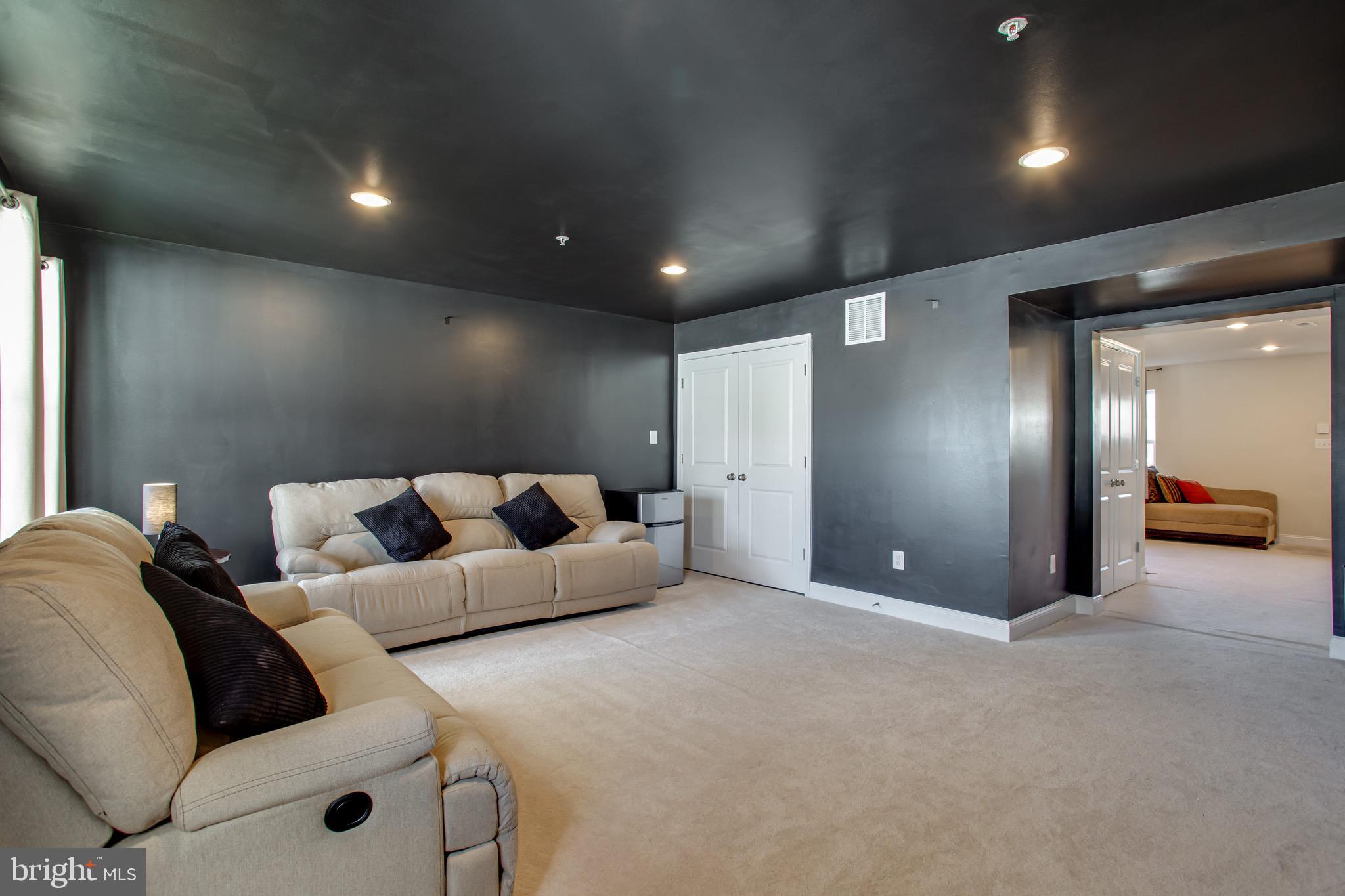 STONEHAVEN - Residential