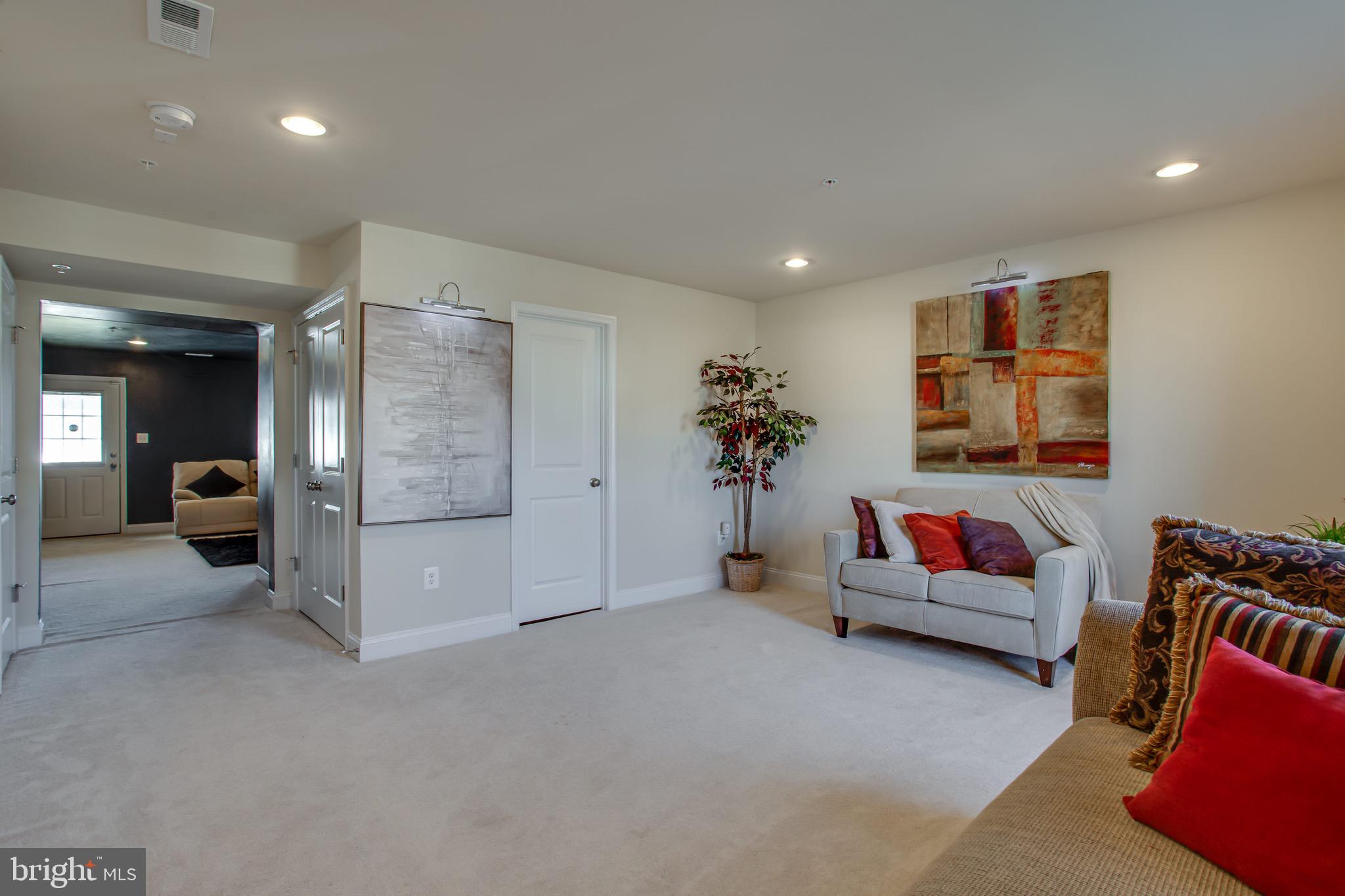 STONEHAVEN - Residential