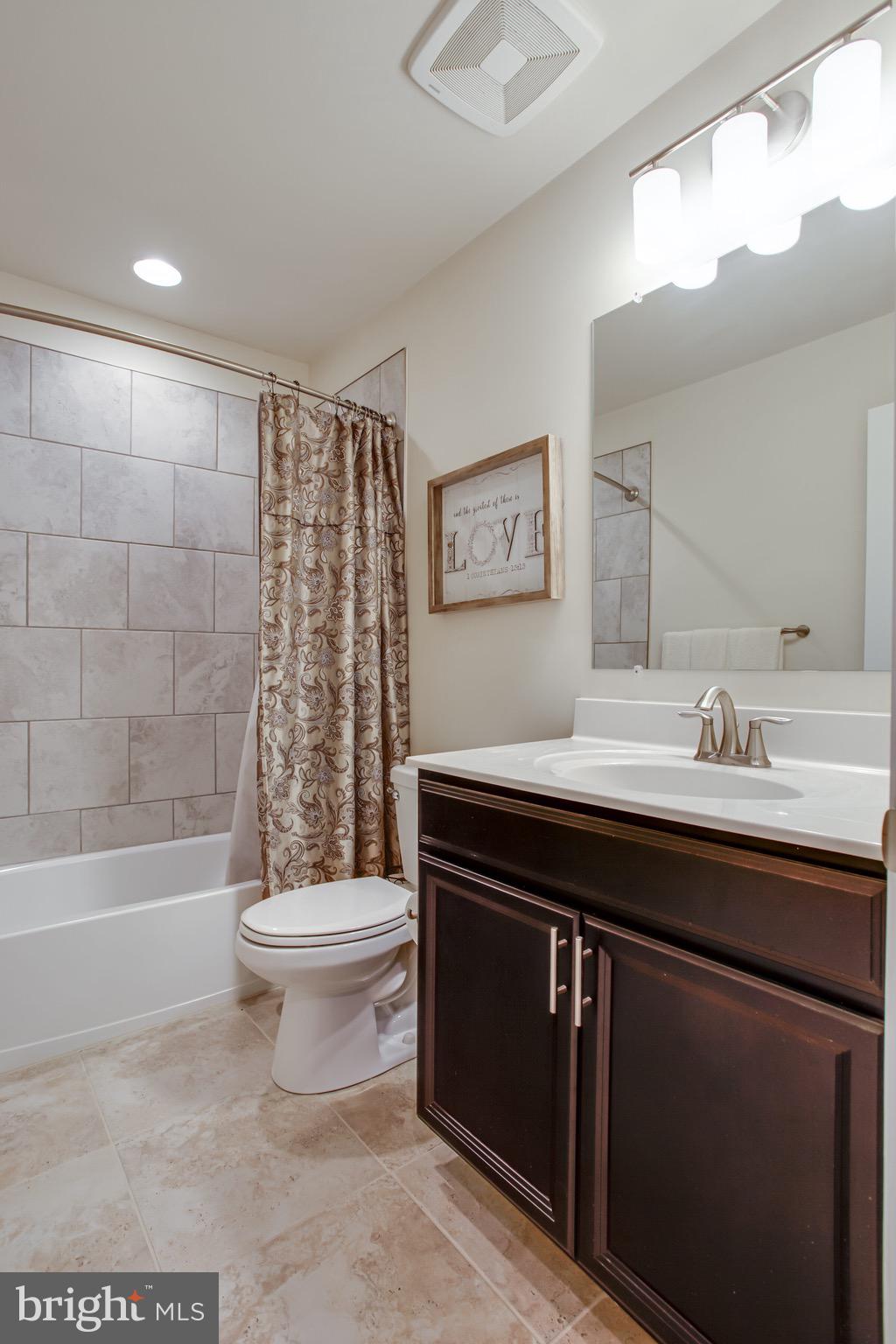 STONEHAVEN - Residential