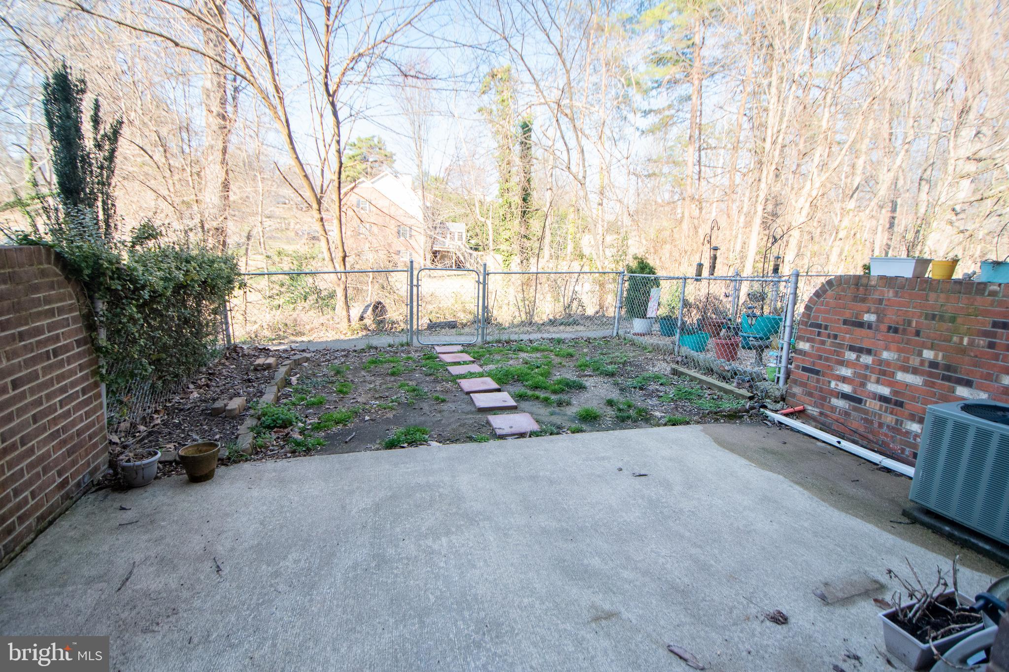 SPRING VALLEY - Residential