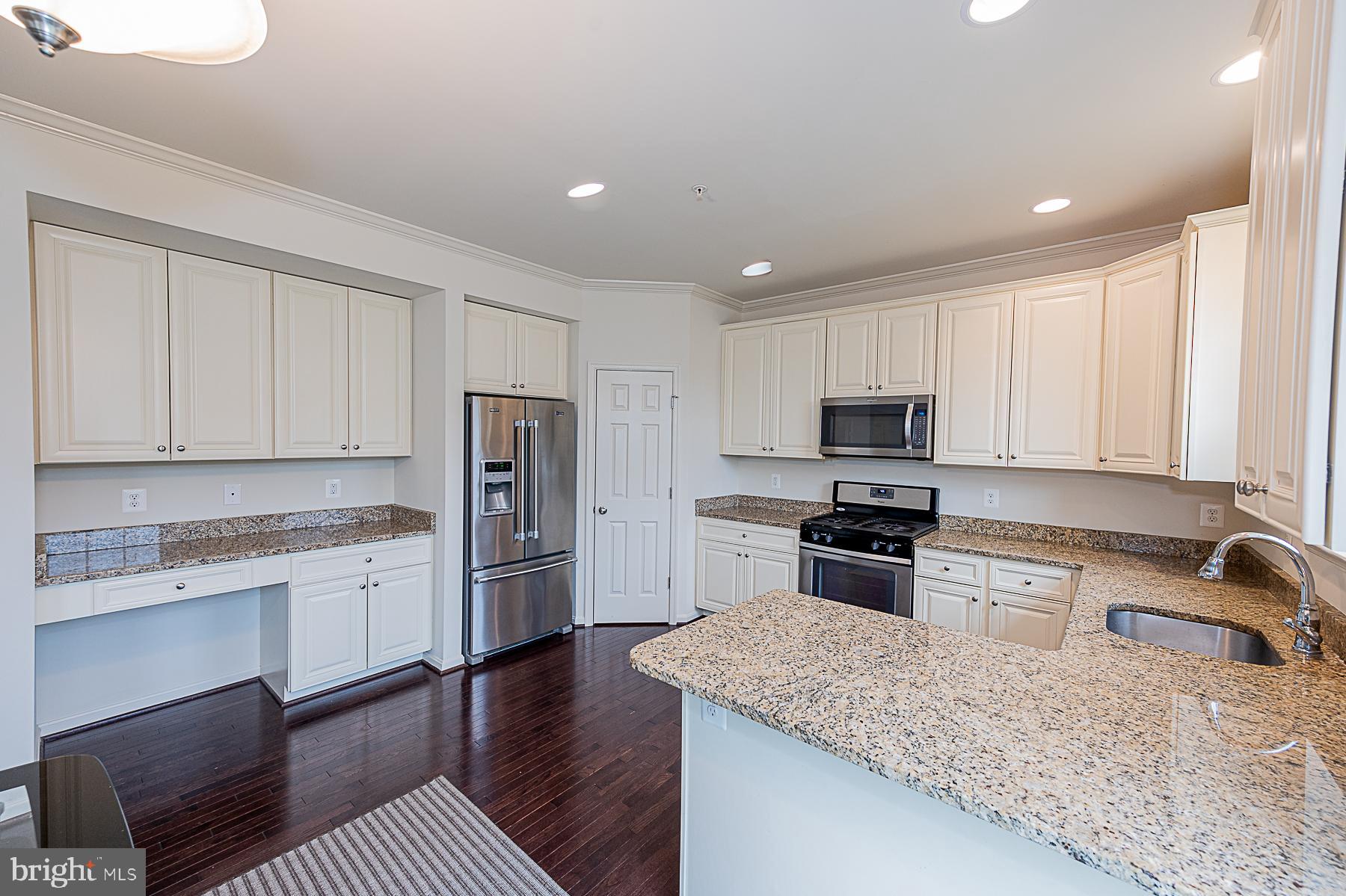 MARLEY POINTE - Residential