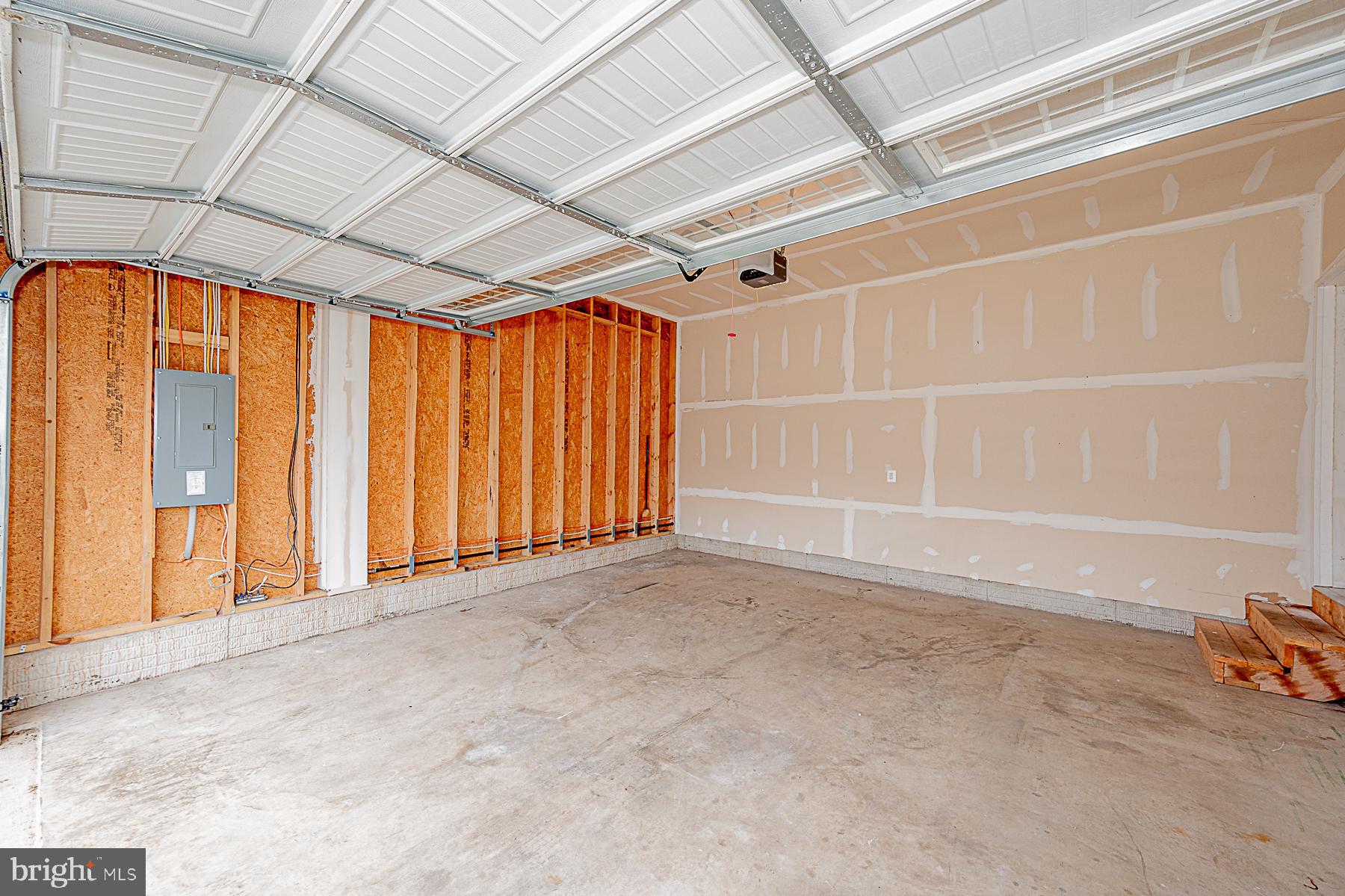 MARLEY POINTE - Residential