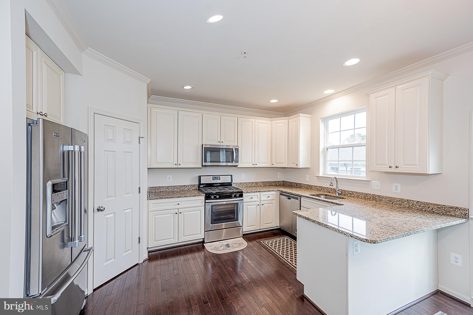 MARLEY POINTE - Residential