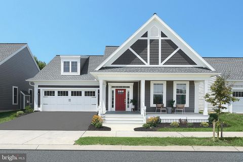 Photo of 305 Freedom Drive, EPHRATA, PA 17522 (MLS # PALA2054422)