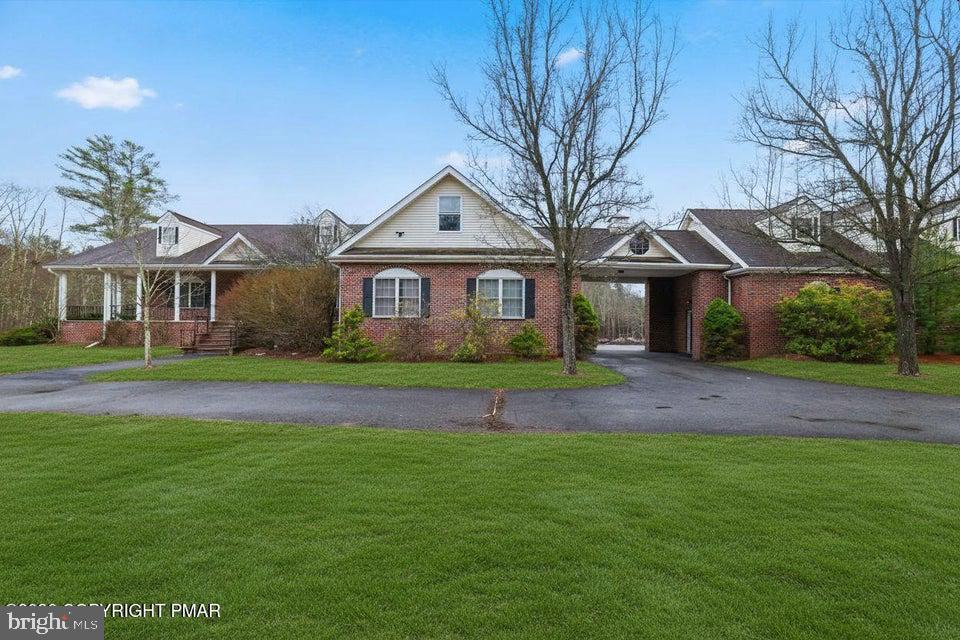 267 SCENIC DRIVE