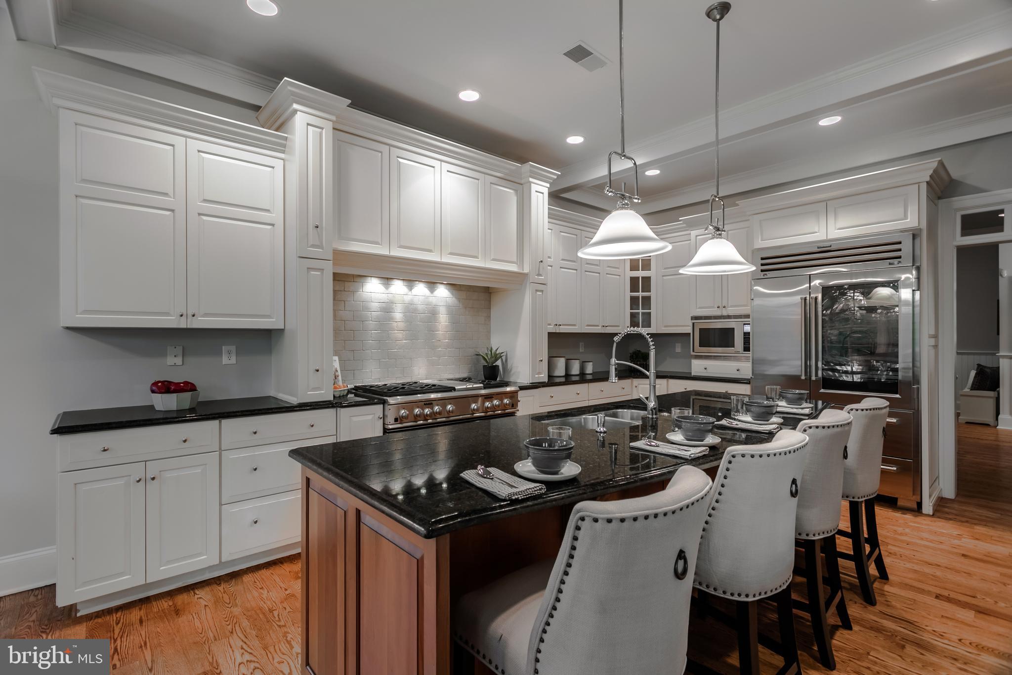 HIDDEN COVE - Residential