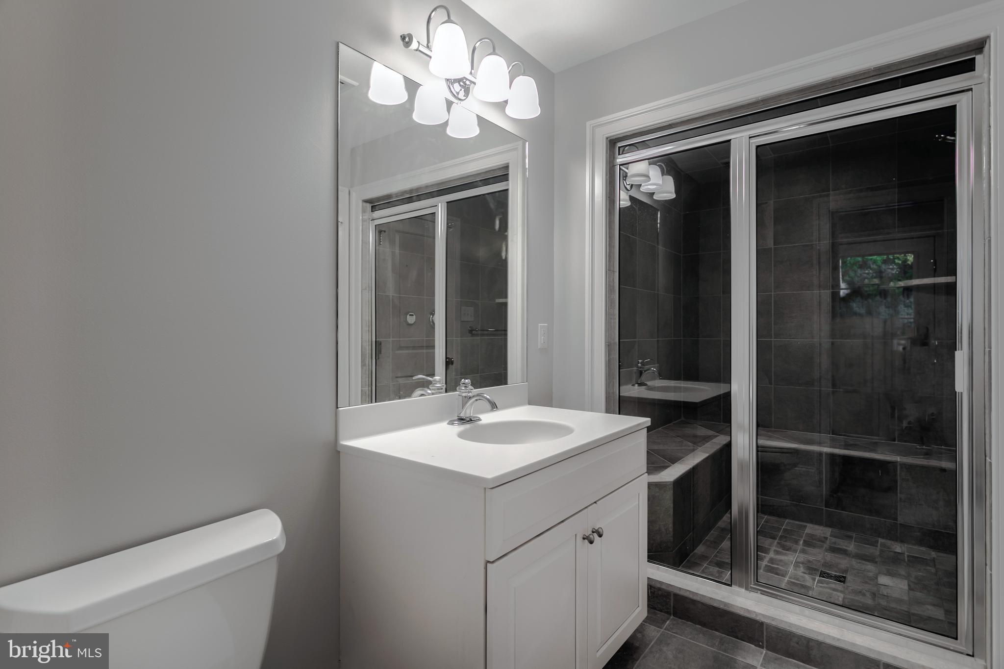 HIDDEN COVE - Residential