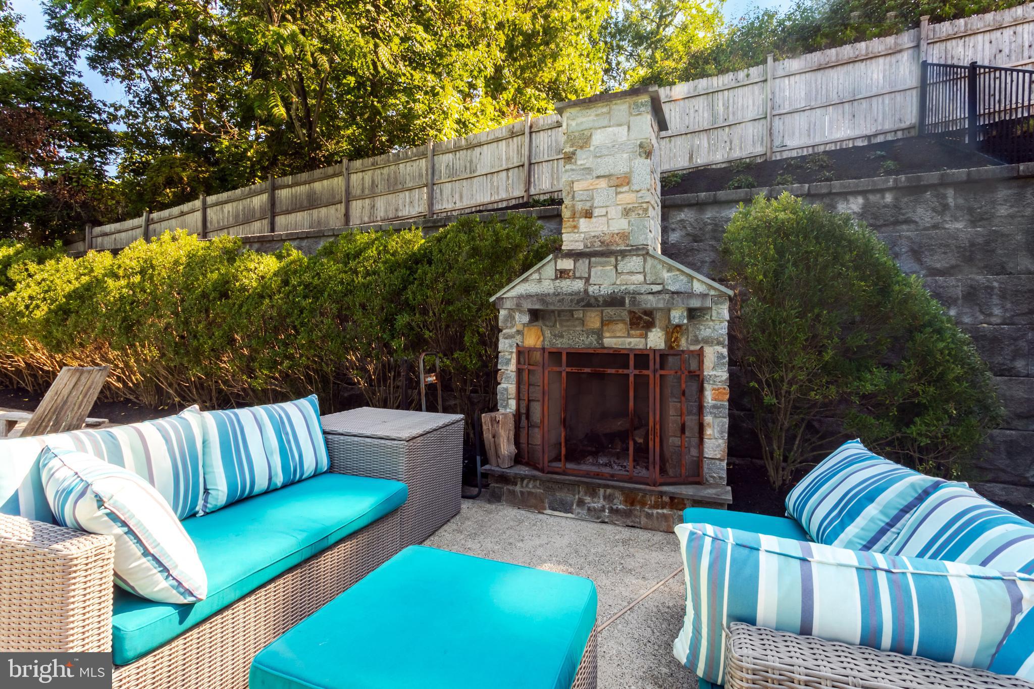 HIDDEN COVE - Residential