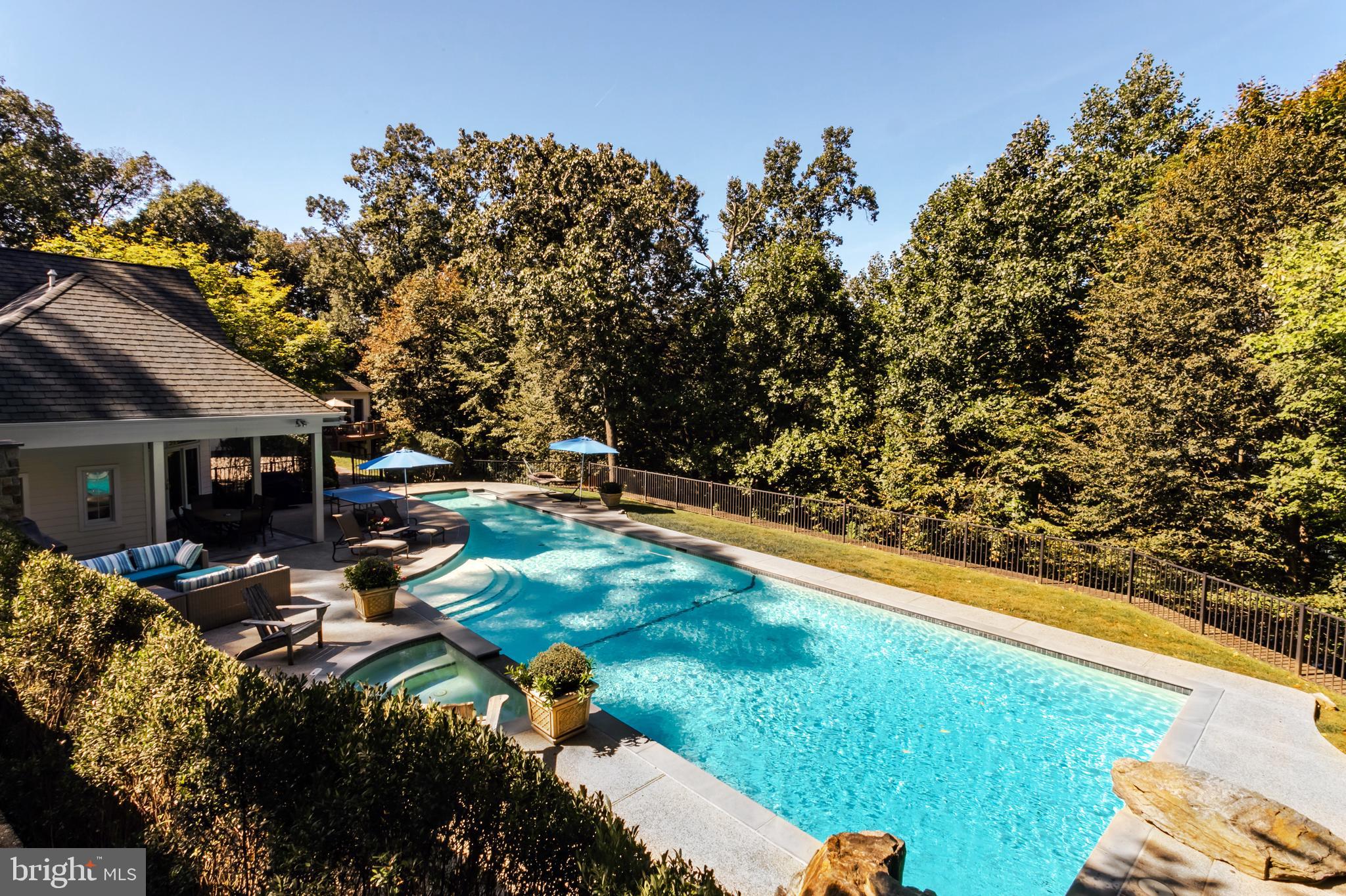 HIDDEN COVE - Residential