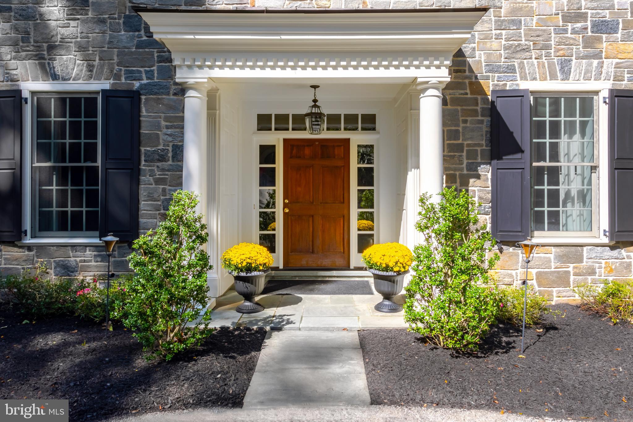 HIDDEN COVE - Residential