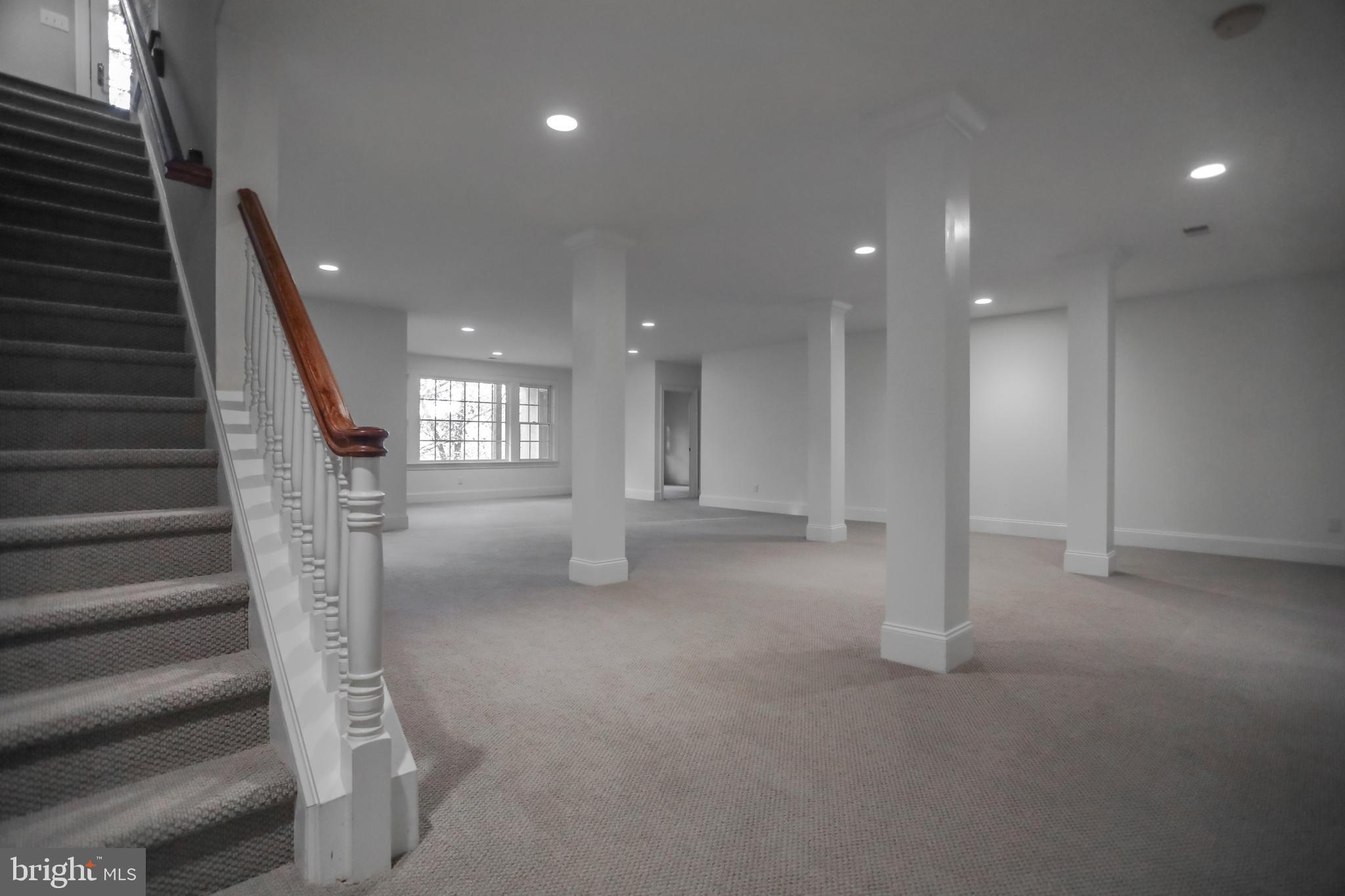 HIDDEN COVE - Residential