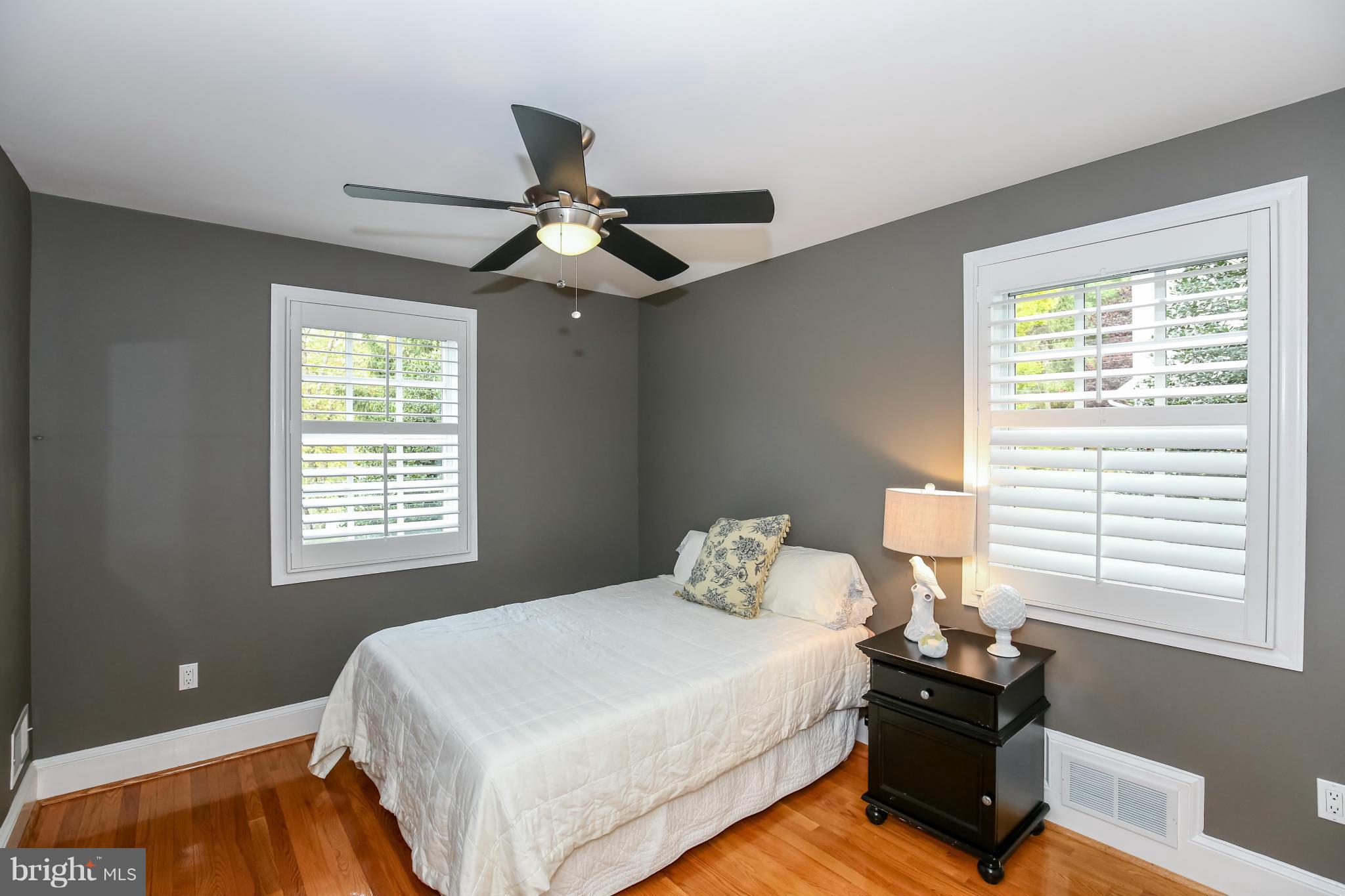 WHITEHALL MANOR - Residential