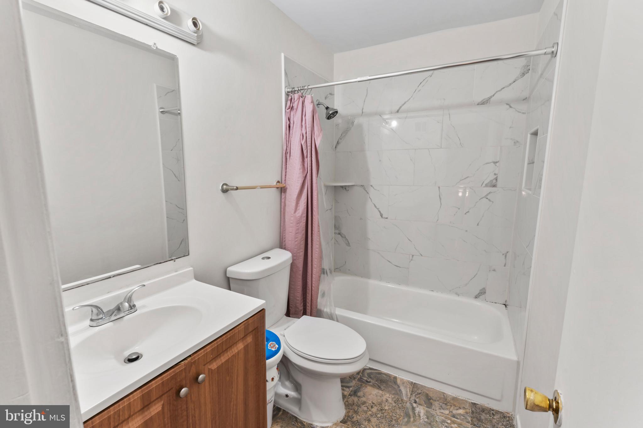 DALE CITY - Residential