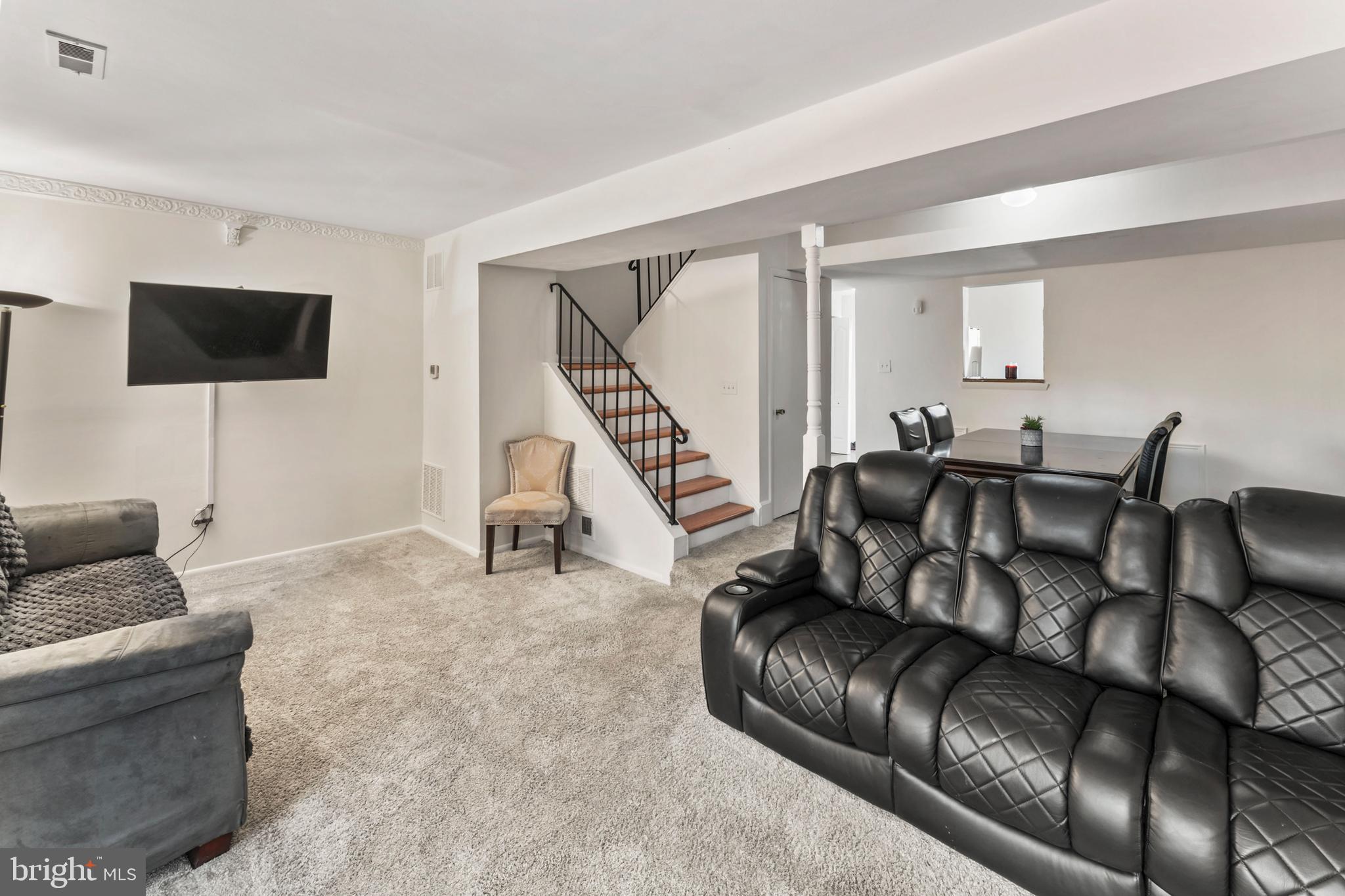 DALE CITY - Residential