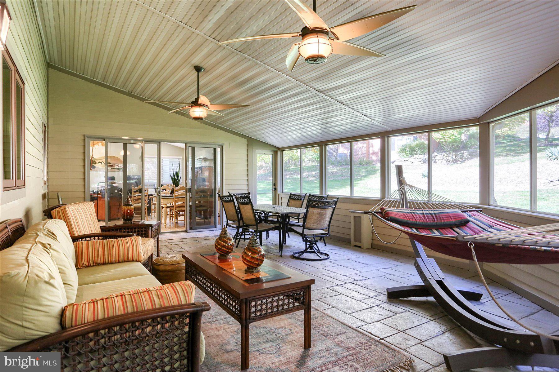 FOREST HILLS - Residential