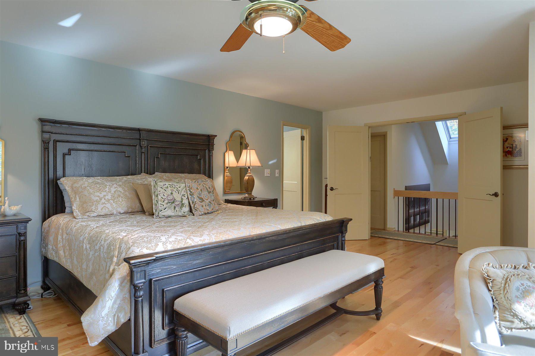 FOREST HILLS - Residential