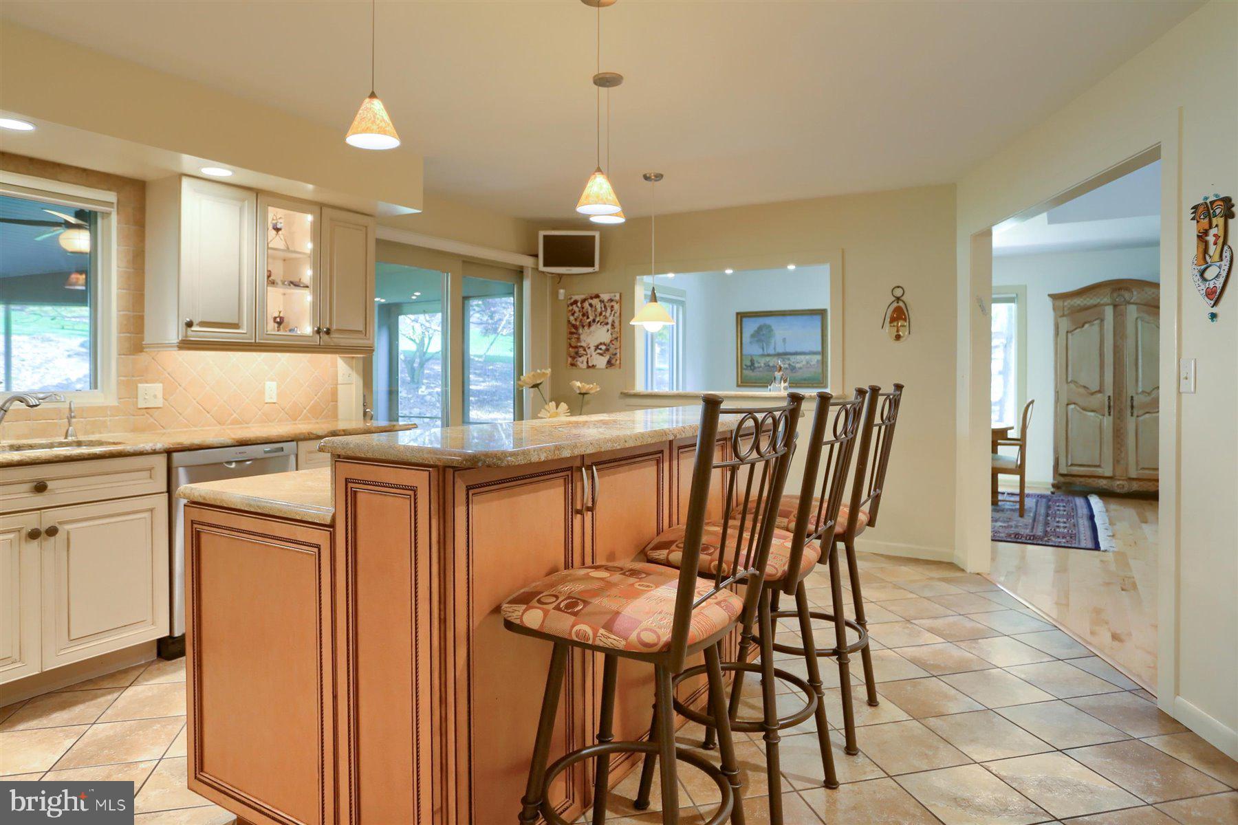 FOREST HILLS - Residential