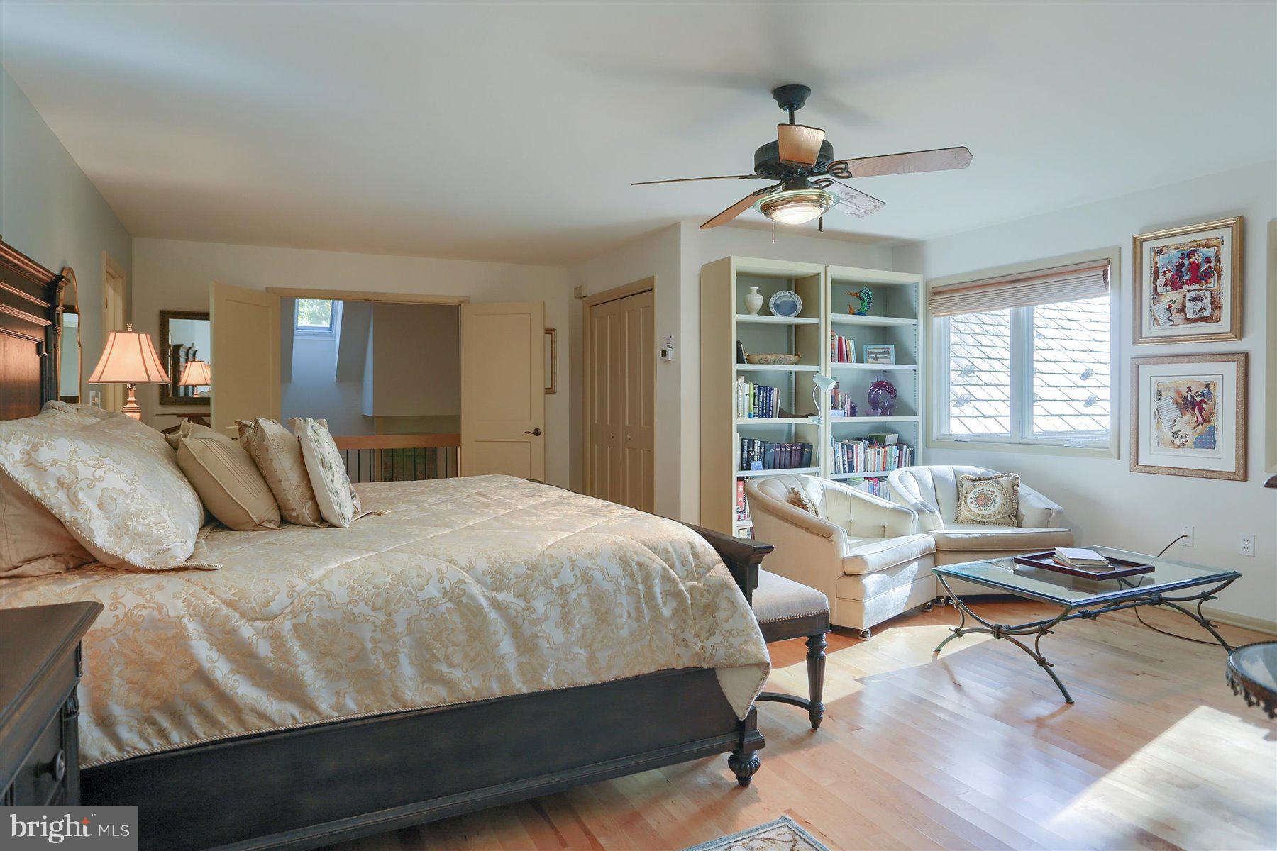 FOREST HILLS - Residential