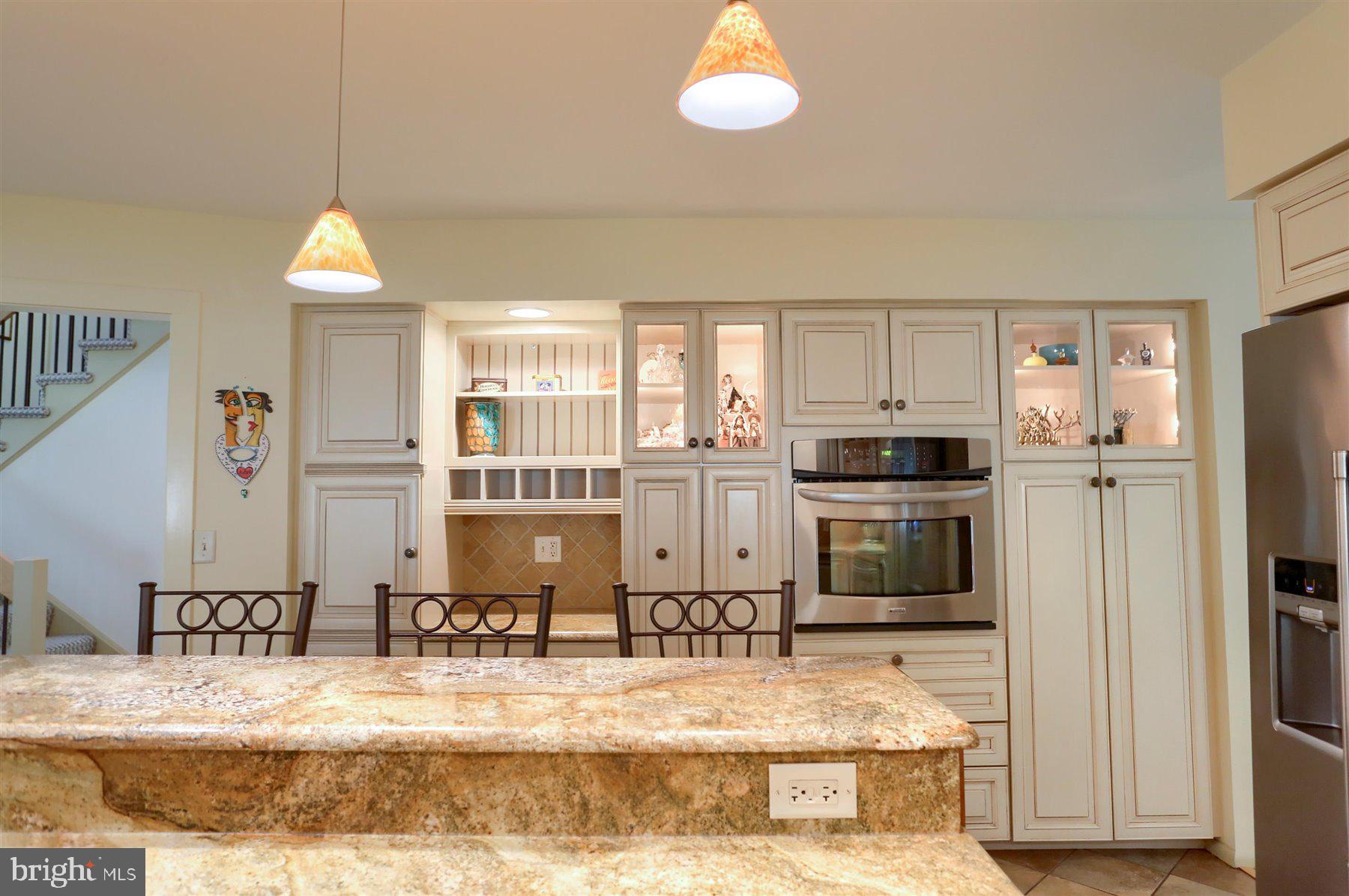 FOREST HILLS - Residential