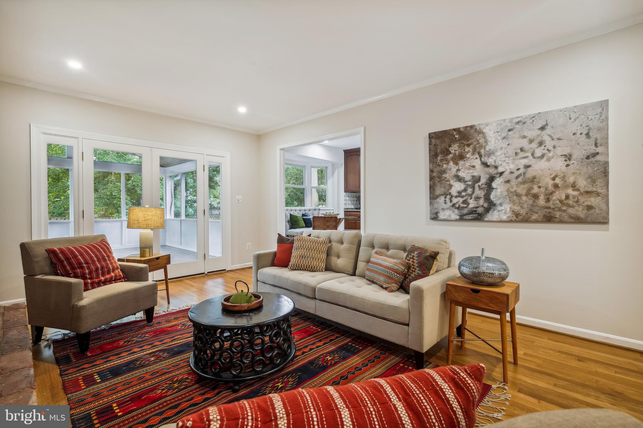 WAYNEWOOD - Residential