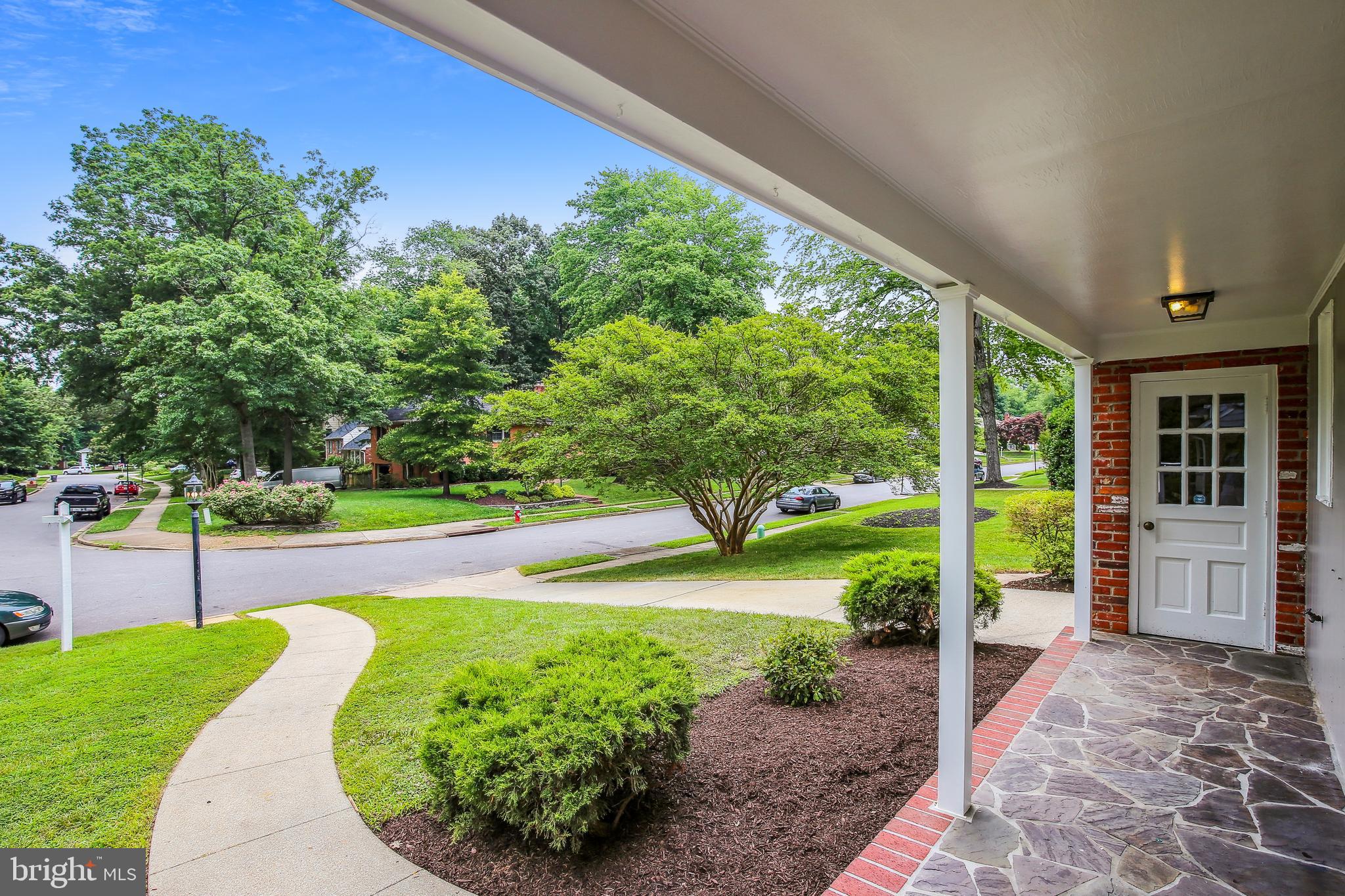 WAYNEWOOD - Residential