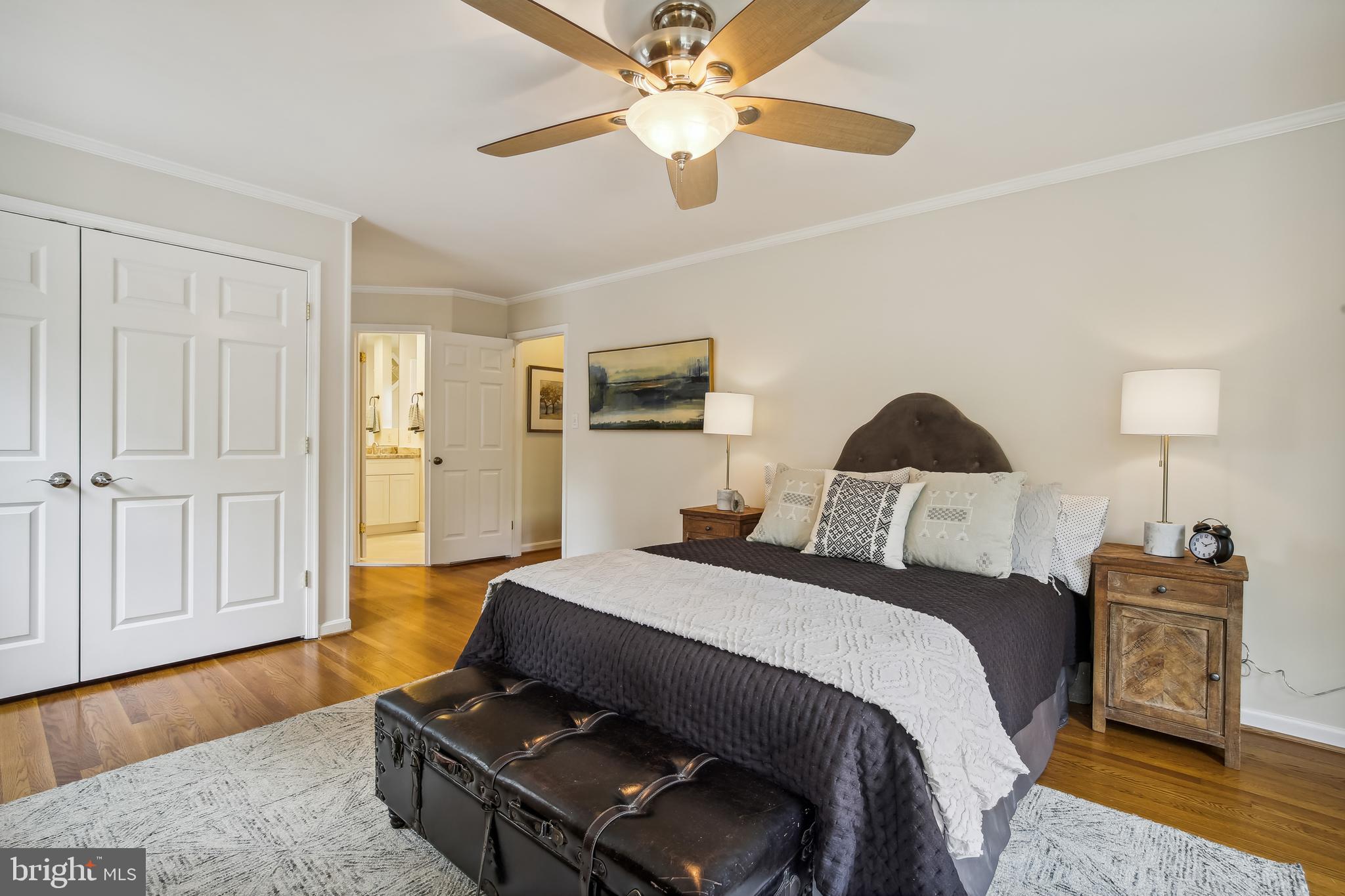 WAYNEWOOD - Residential