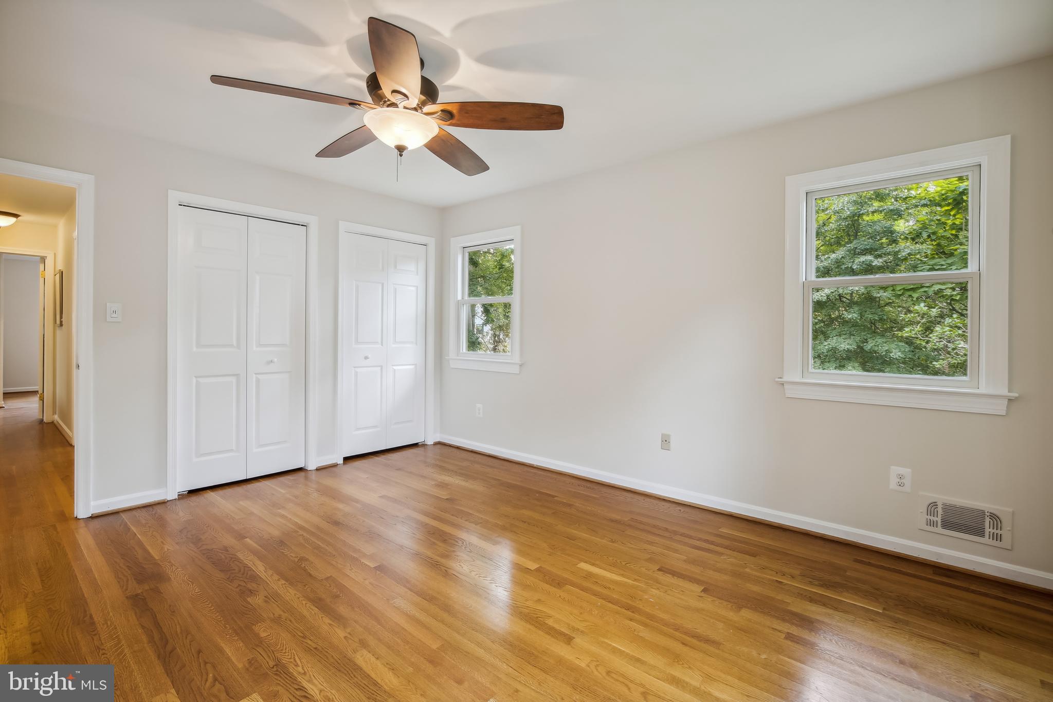 WAYNEWOOD - Residential