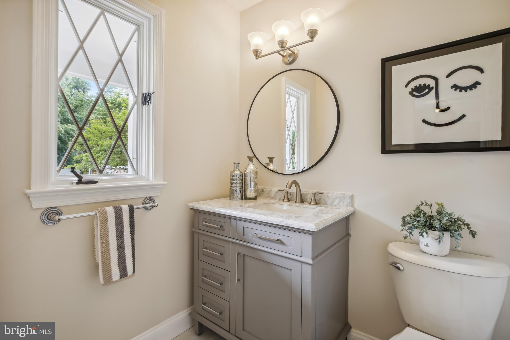 WAYNEWOOD - Residential