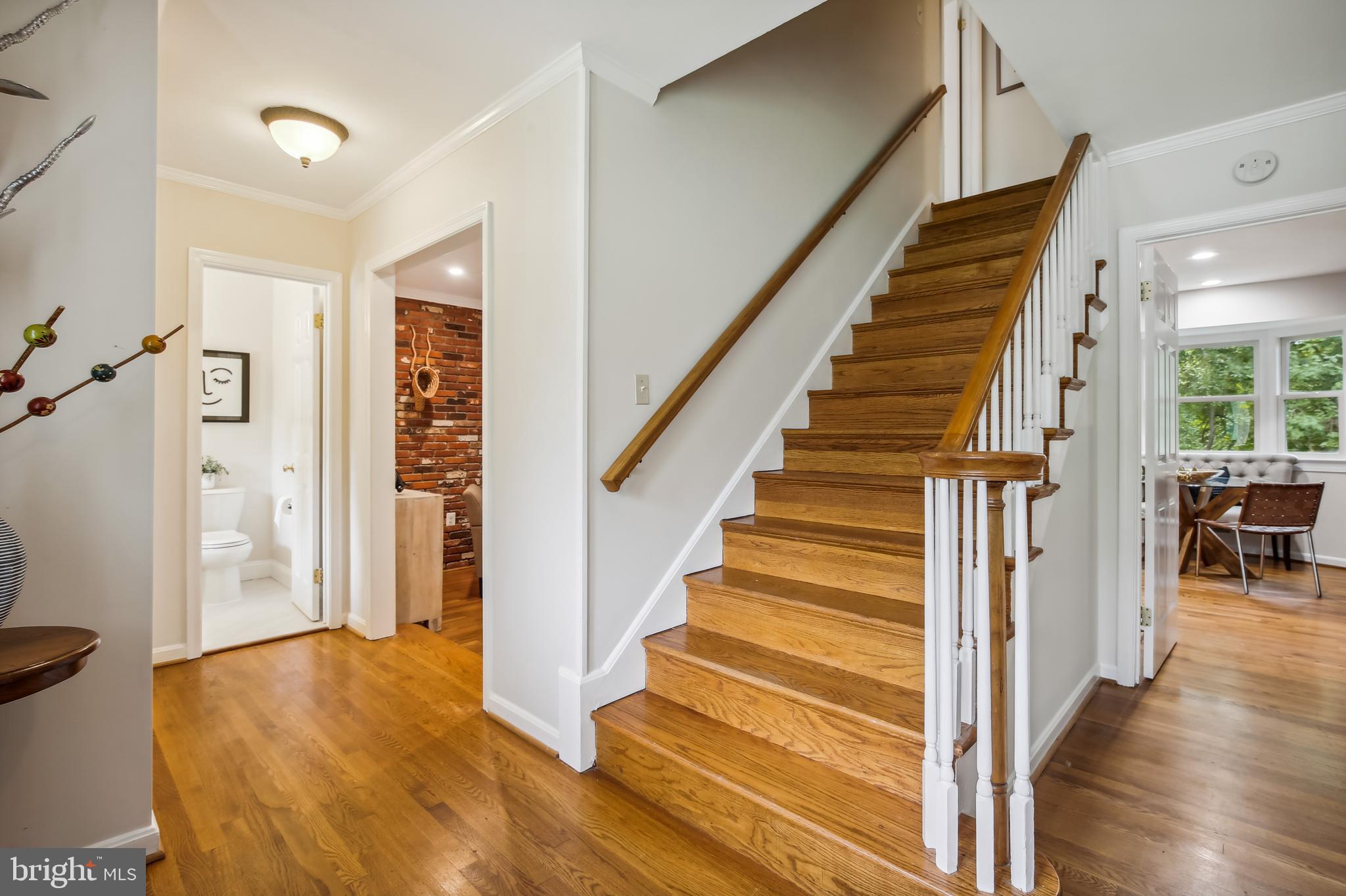 WAYNEWOOD - Residential